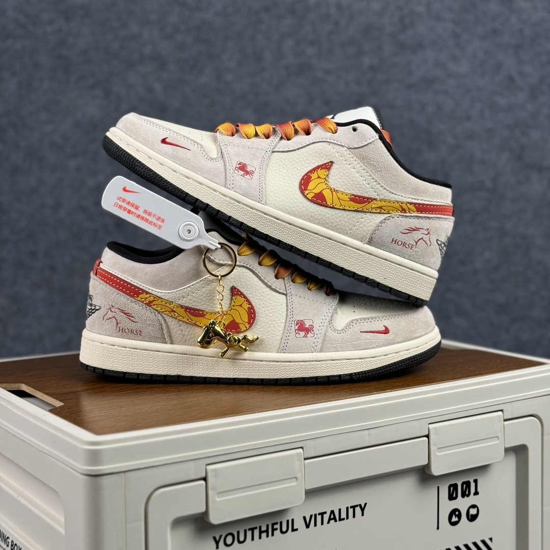 280 Nike Air Jordan 1 Low AJ1乔1 马年限定 低帮休闲板鞋 LR8888-020