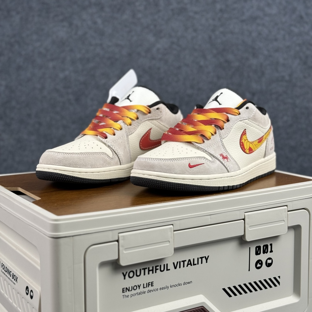 280 Nike Air Jordan 1 Low AJ1乔1 马年限定 低帮休闲板鞋 LR8888-020