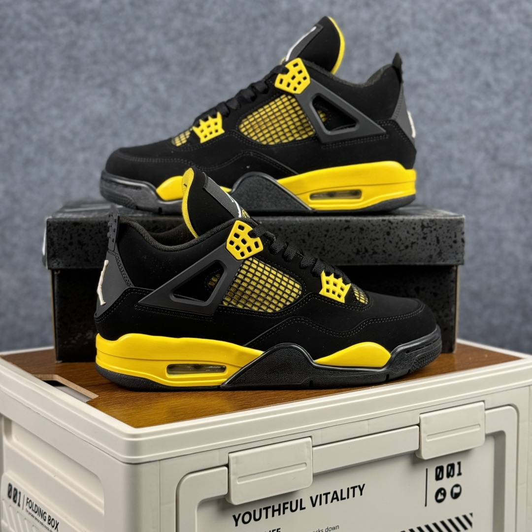 300 W版 Air Jordan AJ4 ”Metallic Gold” 黑黄 乔丹AJ4代中帮复古休闲篮球鞋 DH6927-017-Chinese UA Cheap High Quatity Brand Clothes Bags handbags Sneakers wholesale wholesaler seller from China Factory suppliers Fashion Clothing Shoes best Quality Beautiful Price 300 W版 Air Jordan AJ4 ”Metallic Gold” 黑黄 乔丹AJ4代中帮复古休闲篮球鞋 DH6927-017