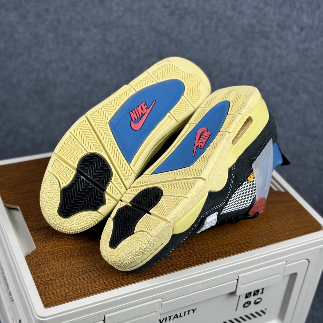 300 W版 Air Jordan AJ4 ”Metallic Gold” Un联名黑蓝 乔丹AJ4代中帮复古休闲篮球鞋 DC9533-001-Chinese UA Cheap High Quatity Brand Clothes Bags handbags Sneakers wholesale wholesaler seller from China Factory suppliers Fashion Clothing Shoes best Quality Beautiful Price 300 W版 Air Jordan AJ4 ”Metallic Gold” Un联名黑蓝 乔丹AJ4代中帮复古休闲篮球鞋 DC9533-001