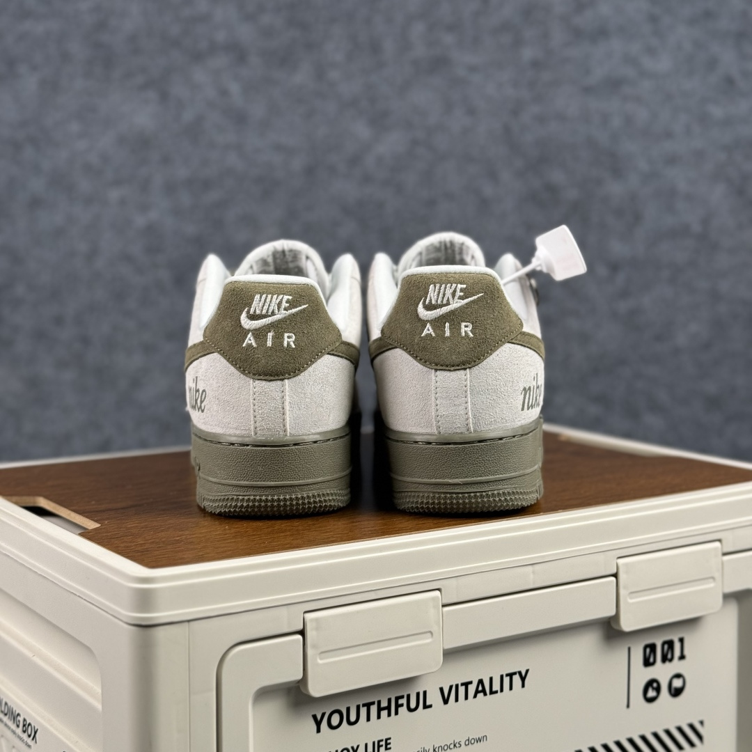 260 Nike Air Force 1'07 Low 橄榄绿米白 空军一号低帮休闲板鞋 DF0188-122