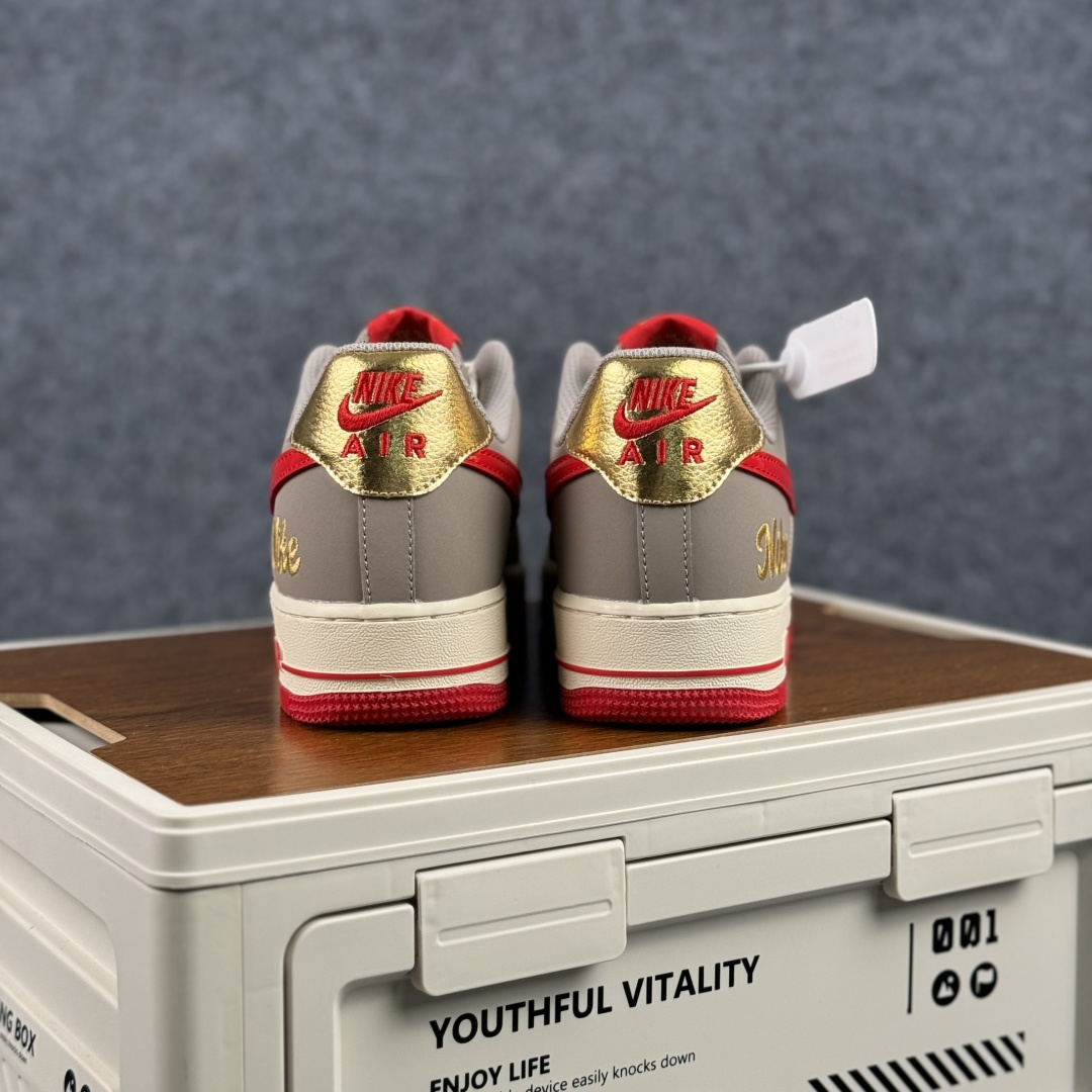 260 Nike Air Force 1'07 Low 凝灰赤金 空军一号低帮休闲板鞋 NH0601-527-Chinese UA Cheap High Quatity Brand Clothes Bags handbags Sneakers wholesale wholesaler seller from China Factory suppliers Fashion Clothing Shoes best Quality Beautiful Price 260 Nike Air Force 1'07 Low 凝灰赤金 空军一号低帮休闲板鞋 NH0601-527