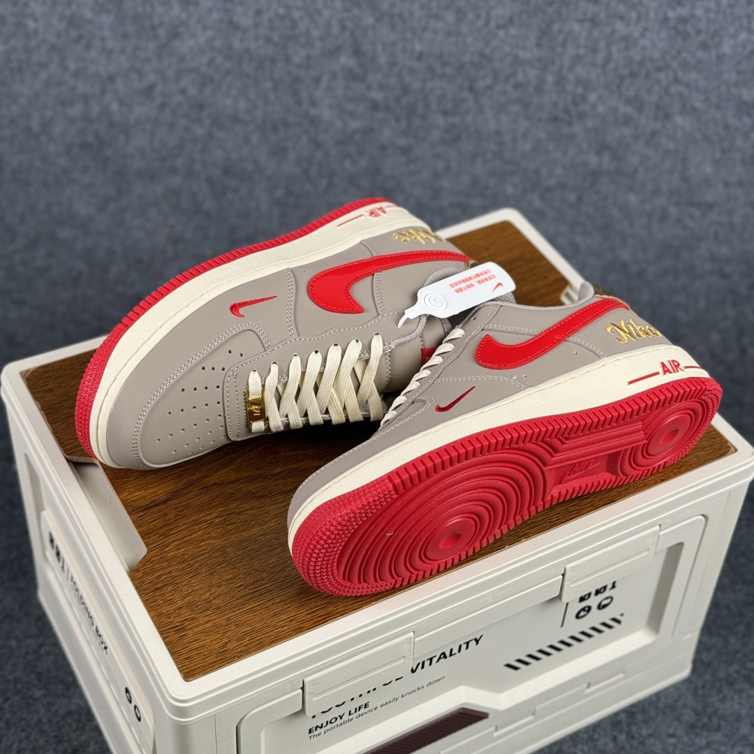 260 Nike Air Force 1'07 Low 凝灰赤金 空军一号低帮休闲板鞋 NH0601-527-Chinese UA Cheap High Quatity Brand Clothes Bags handbags Sneakers wholesale wholesaler seller from China Factory suppliers Fashion Clothing Shoes best Quality Beautiful Price 260 Nike Air Force 1'07 Low 凝灰赤金 空军一号低帮休闲板鞋 NH0601-527