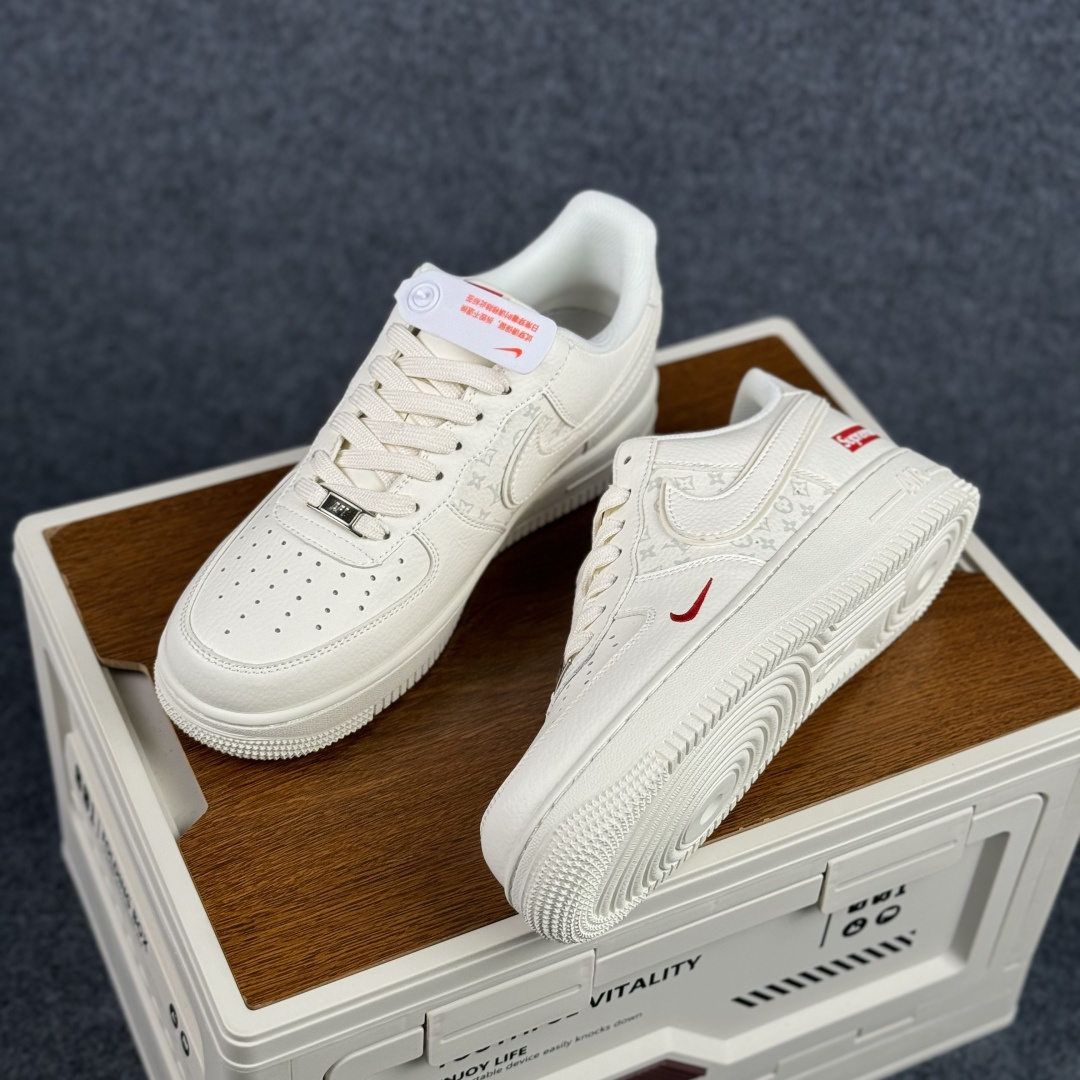 260 Nike Air Force 1'07 Low 联名款 纯白 空军一号低帮休闲板鞋 MM3399-815