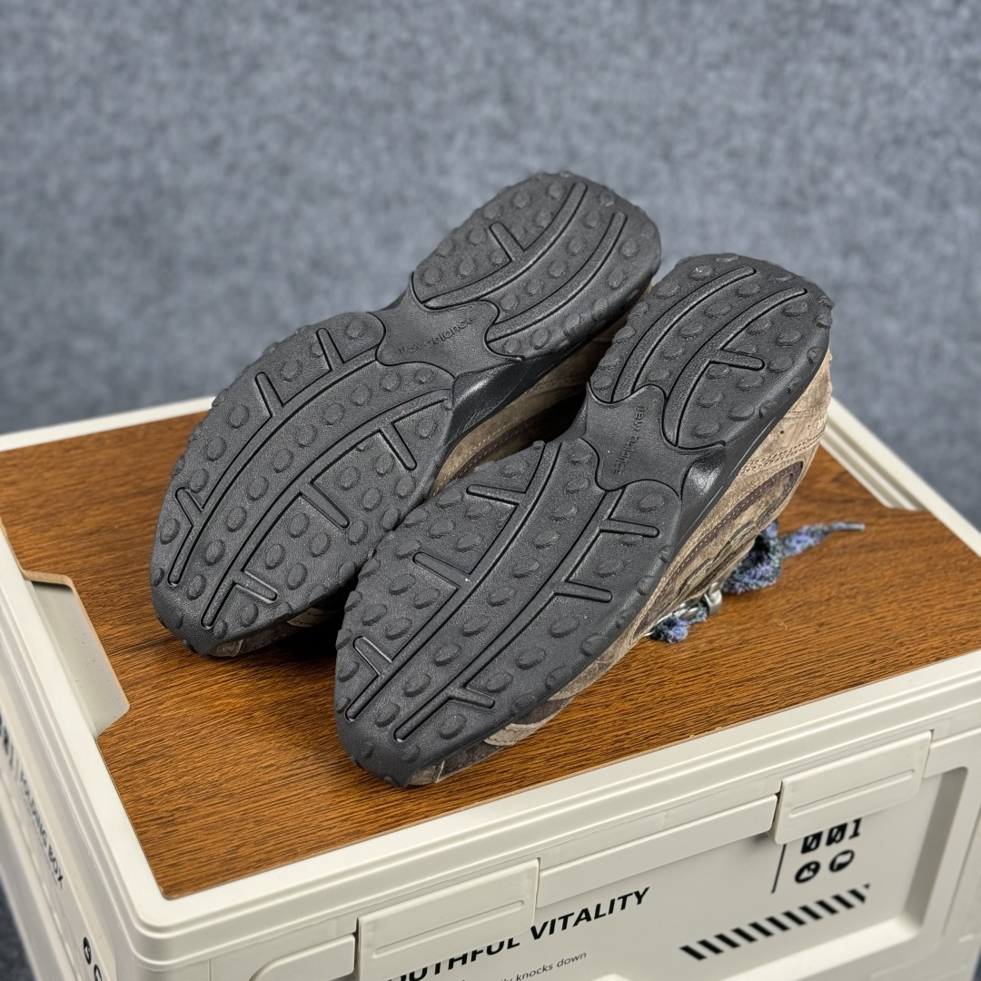 260 New Balance 204L系列 新百伦 薄底鞋 薄底皮质鞋带德训系 减震耐磨包裹性支撑轻便 低帮 生活休闲鞋 U204LBC1-Chinese UA Cheap High Quatity Brand Clothes Bags handbags Sneakers wholesale wholesaler seller from China Factory suppliers Fashion Clothing Shoes best Quality Beautiful Price 260 New Balance 204L系列 新百伦 薄底鞋 薄底皮质鞋带德训系 减震耐磨包裹性支撑轻便 低帮 生活休闲鞋 U204LBC1