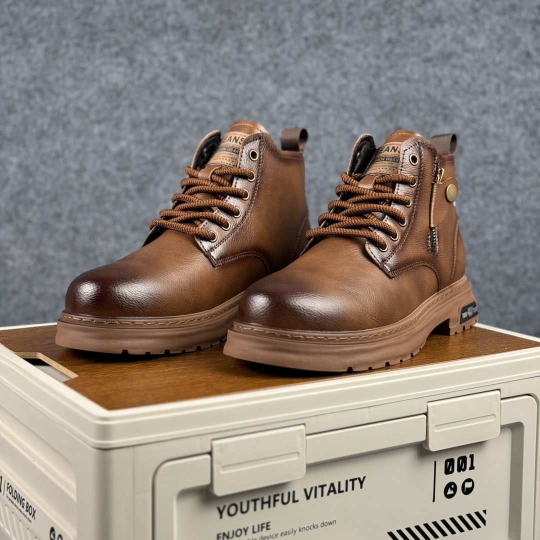 新货Timberland添柏/天伯伦户外中帮休闲大黄靴