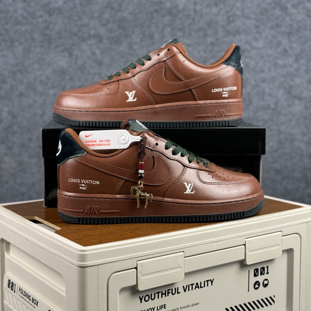 Nike Air Force 1'07 Low 马年限定 焦糖拿铁 空军一号低帮休闲板鞋 XY9025-003-Top High Quatity Cheap Sneakers Fashion Clothing Clothes Bags handbags Shoes of all Brand wholesale With The best Quality And Beautiful Price from China Factory Chinese suppliers wholesaler seller Nike Air Force 1'07 Low 马年限定 焦糖拿铁 空军一号低帮休闲板鞋 XY9025-003
