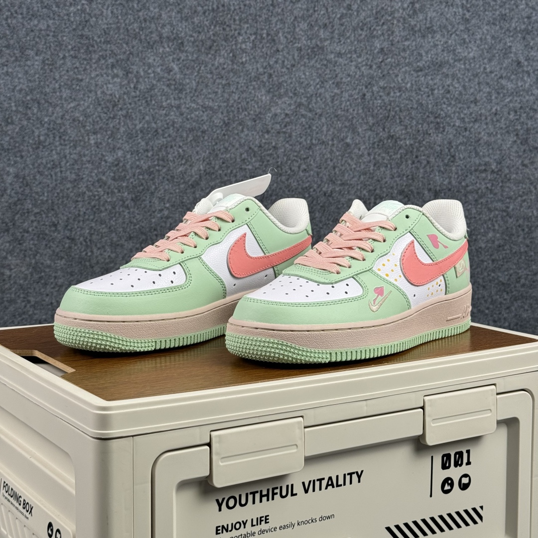 260 Nike Air Force 1'07 Low ”Mint & Pink Sweetheart” 手绘涂鸦 青粉蜜恋 空军一号低帮休闲板鞋 DB3301-909-Chinese UA Cheap High Quatity Brand Clothes Bags handbags Sneakers wholesale wholesaler seller from China Factory suppliers Fashion Clothing Shoes best Quality Beautiful Price 260 Nike Air Force 1'07 Low ”Mint & Pink Sweetheart” 手绘涂鸦 青粉蜜恋 空军一号低帮休闲板鞋 DB3301-909