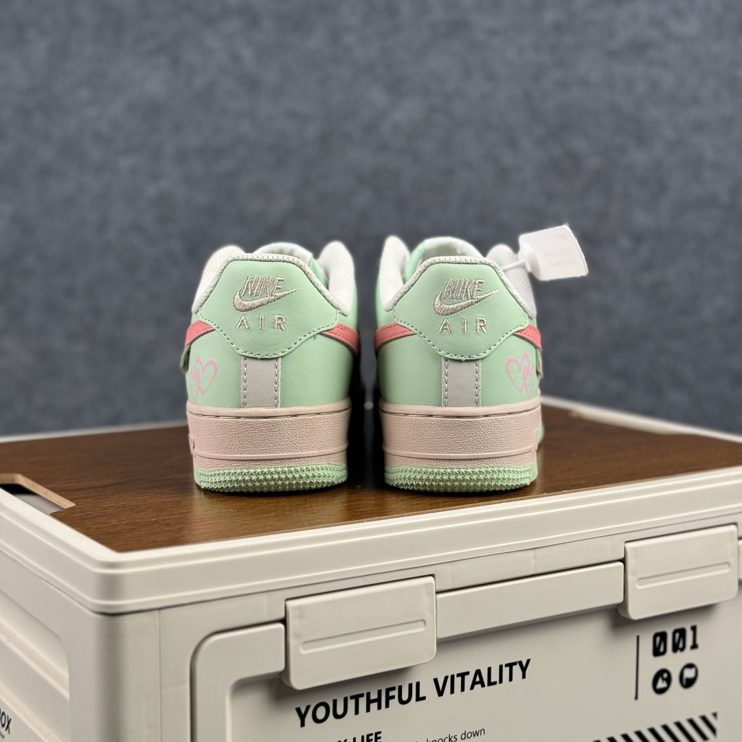 260 Nike Air Force 1'07 Low ”Mint & Pink Sweetheart” 手绘涂鸦 青粉蜜恋 空军一号低帮休闲板鞋 DB3301-909-Chinese UA Cheap High Quatity Brand Clothes Bags handbags Sneakers wholesale wholesaler seller from China Factory suppliers Fashion Clothing Shoes best Quality Beautiful Price 260 Nike Air Force 1'07 Low ”Mint & Pink Sweetheart” 手绘涂鸦 青粉蜜恋 空军一号低帮休闲板鞋 DB3301-909