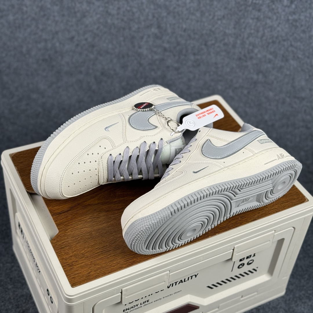 Nike Air Force 1'07 Low 马年限定 焦糖拿铁 空军一号低帮休闲板鞋 DD1982-338