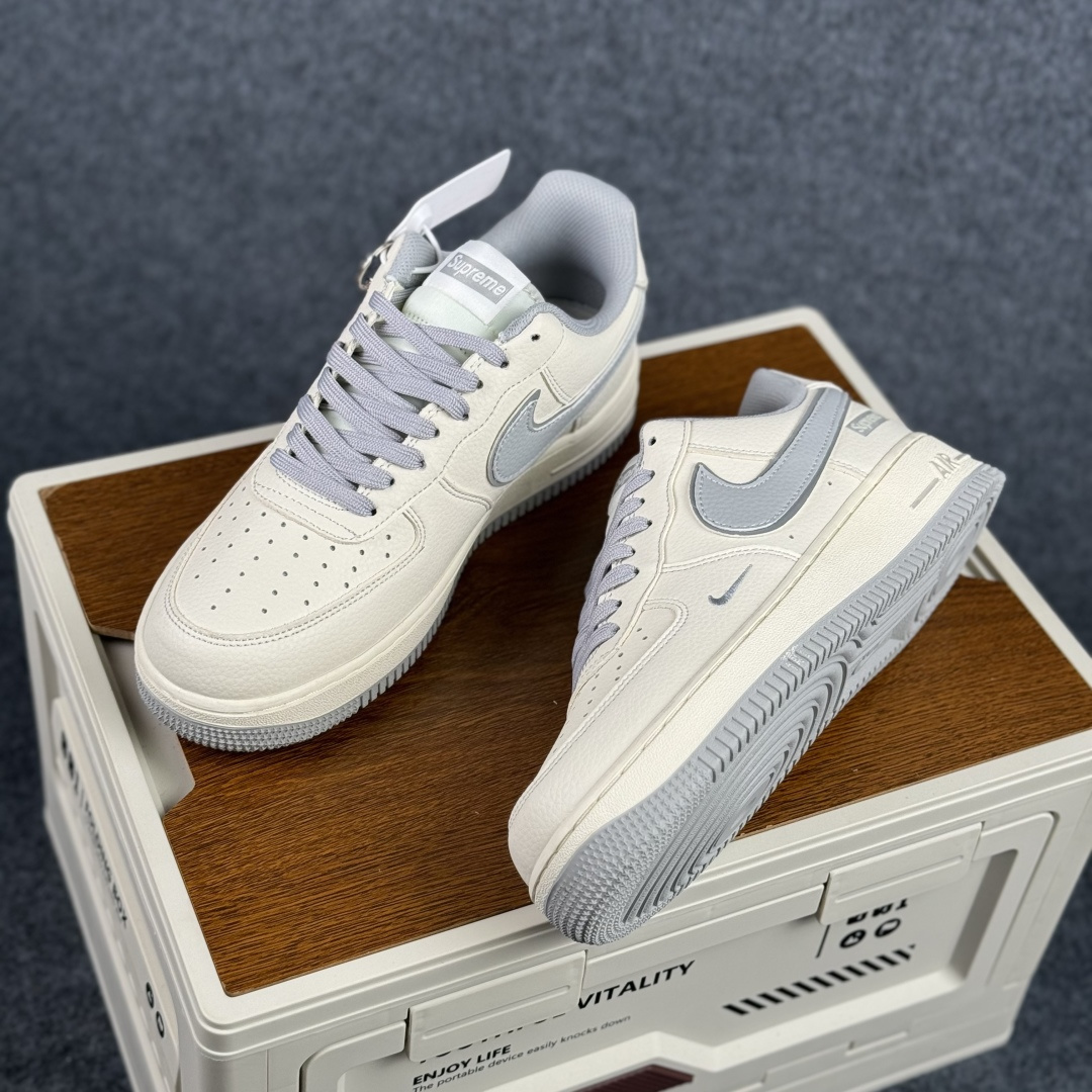 Nike Air Force 1'07 Low 马年限定 焦糖拿铁 空军一号低帮休闲板鞋 DD1982-338