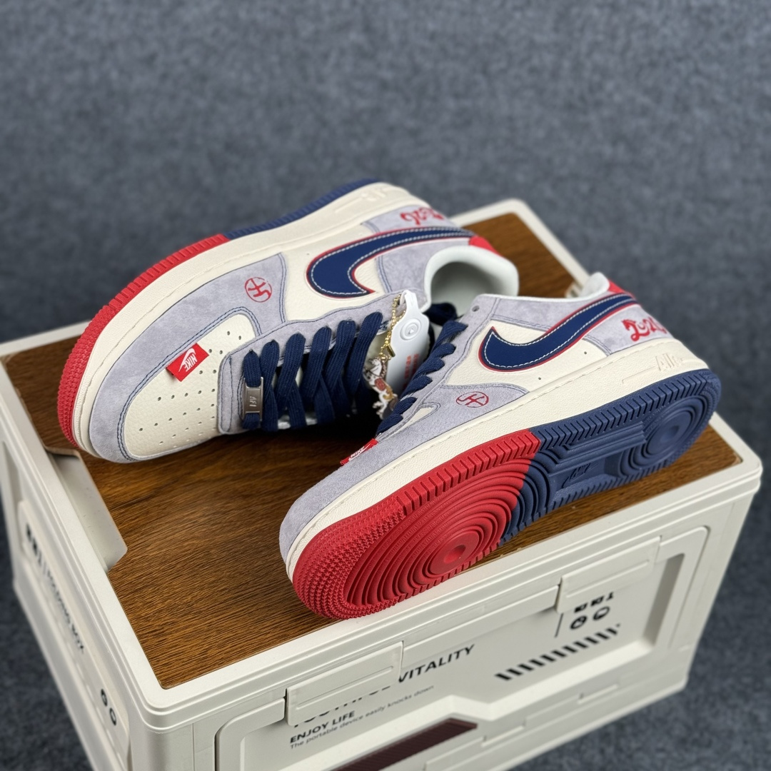 Nike Air Force 1'07 Low 红蓝撞色 空军一号低帮休闲板鞋 HT5088-625-Top High Quatity Cheap Sneakers Fashion Clothing Clothes Bags handbags Shoes of all Brand wholesale With The best Quality And Beautiful Price from China Factory Chinese suppliers wholesaler seller Nike Air Force 1'07 Low 红蓝撞色 空军一号低帮休闲板鞋 HT5088-625