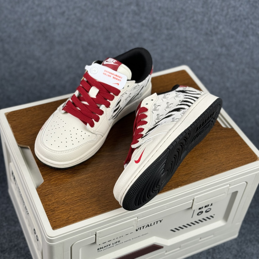 280 Nike Air Jordan 1 Low 定制配色 马年限定 定制AJ联名-高端定制 低帮复古文化板鞋 XT6998-113-Chinese UA Cheap High Quatity Brand Clothes Bags handbags Sneakers wholesale wholesaler seller from China Factory suppliers Fashion Clothing Shoes best Quality Beautiful Price 280 Nike Air Jordan 1 Low 定制配色 马年限定 定制AJ联名-高端定制 低帮复古文化板鞋 XT6998-113