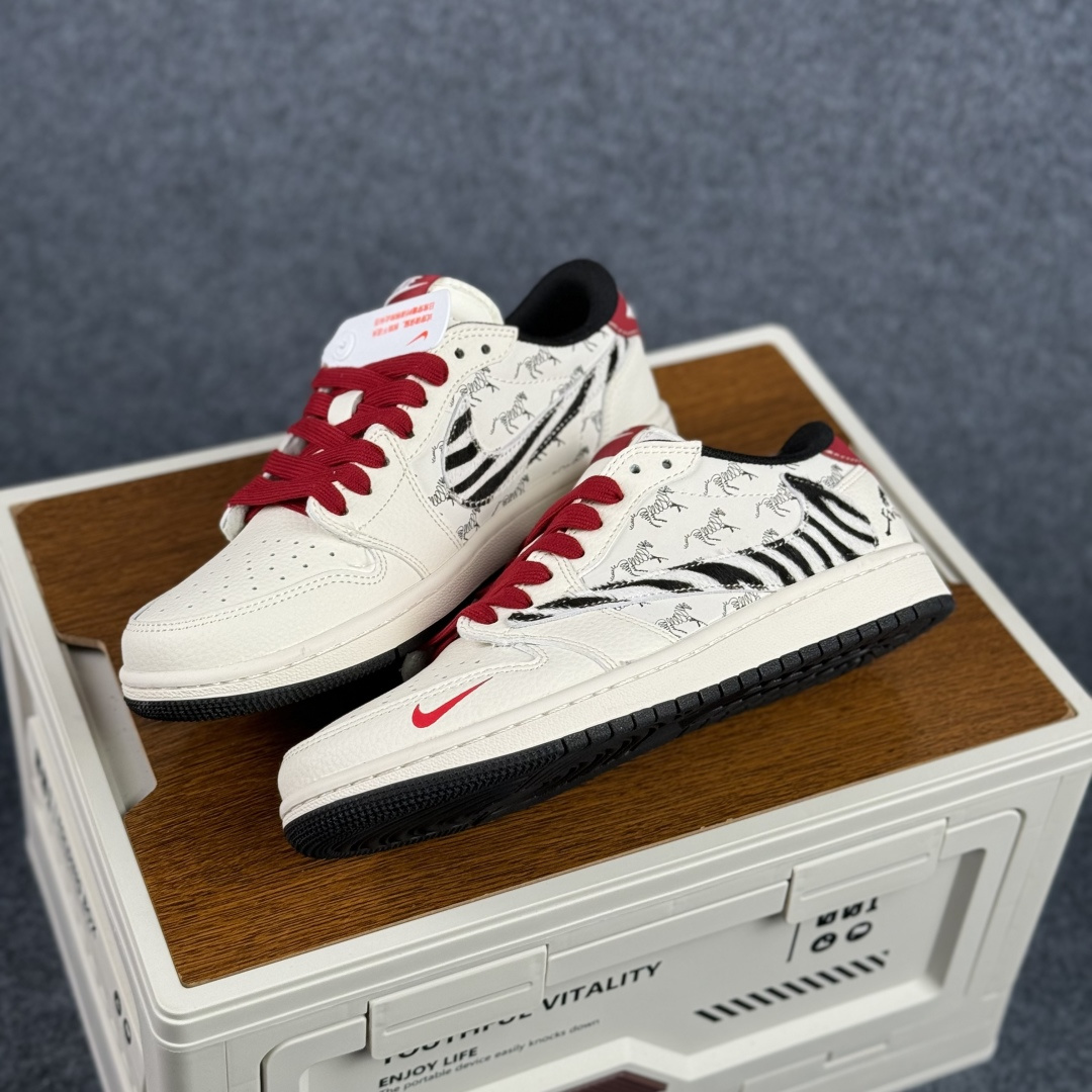 280 Nike Air Jordan 1 Low 定制配色 马年限定 定制AJ联名-高端定制 低帮复古文化板鞋 XT6998-113-Chinese UA Cheap High Quatity Brand Clothes Bags handbags Sneakers wholesale wholesaler seller from China Factory suppliers Fashion Clothing Shoes best Quality Beautiful Price 280 Nike Air Jordan 1 Low 定制配色 马年限定 定制AJ联名-高端定制 低帮复古文化板鞋 XT6998-113