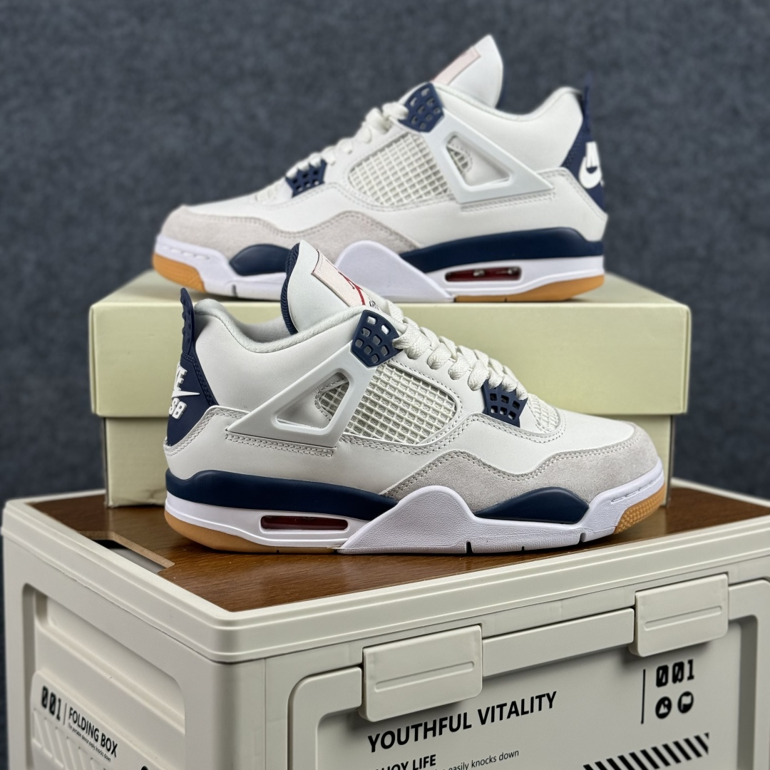 300 W版 Air Jordan AJ4 ”Metallic Gold” 海军蓝 乔丹AJ4代中帮复古休闲篮球鞋 DR5415-100-Chinese UA Cheap High Quatity Brand Clothes Bags handbags Sneakers wholesale wholesaler seller from China Factory suppliers Fashion Clothing Shoes best Quality Beautiful Price 300 W版 Air Jordan AJ4 ”Metallic Gold” 海军蓝 乔丹AJ4代中帮复古休闲篮球鞋 DR5415-100