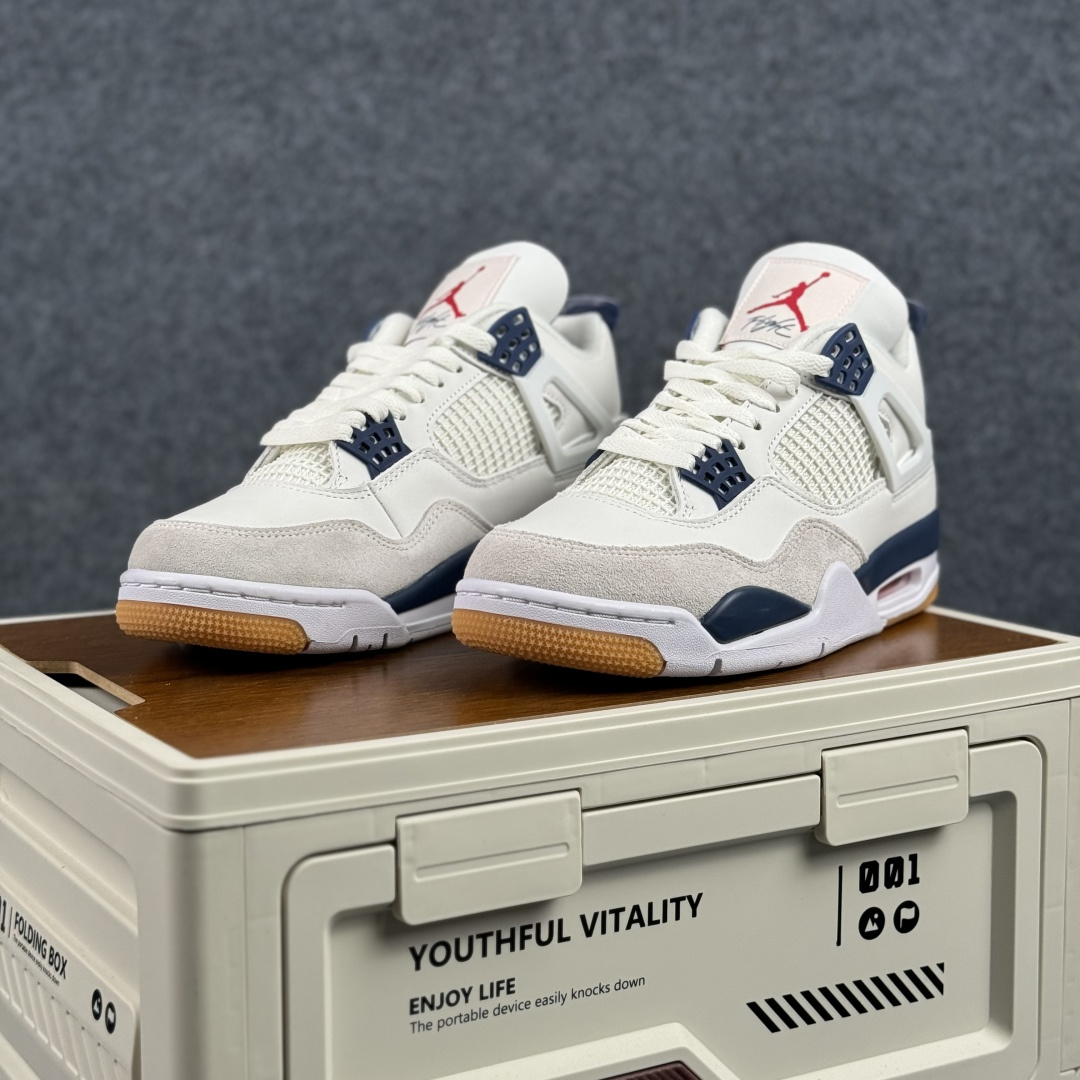 300 W版 Air Jordan AJ4 ”Metallic Gold” 海军蓝 乔丹AJ4代中帮复古休闲篮球鞋 DR5415-100-Chinese UA Cheap High Quatity Brand Clothes Bags handbags Sneakers wholesale wholesaler seller from China Factory suppliers Fashion Clothing Shoes best Quality Beautiful Price 300 W版 Air Jordan AJ4 ”Metallic Gold” 海军蓝 乔丹AJ4代中帮复古休闲篮球鞋 DR5415-100