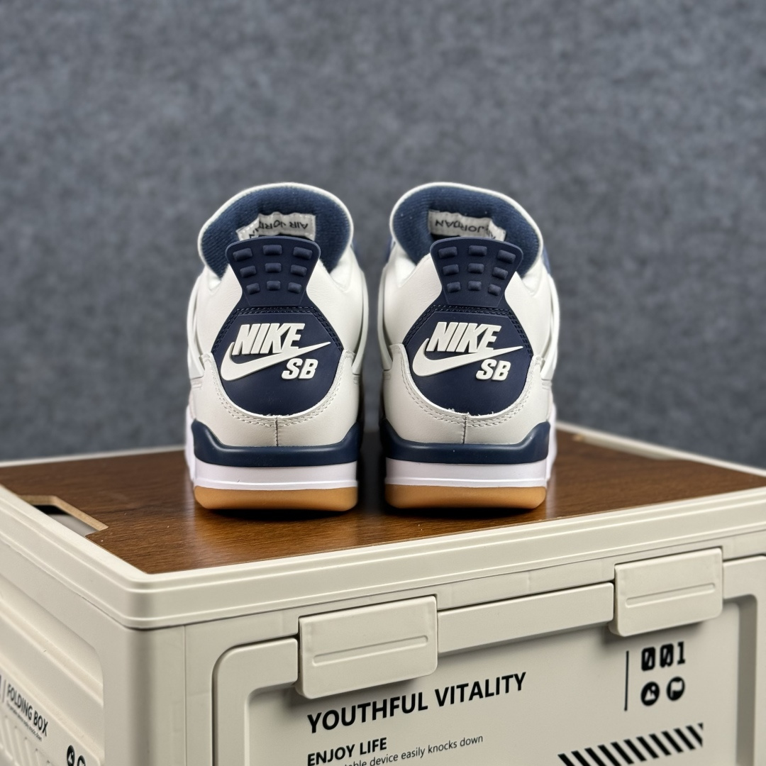 300 W版 Air Jordan AJ4 ”Metallic Gold” 海军蓝 乔丹AJ4代中帮复古休闲篮球鞋 DR5415-100-Chinese UA Cheap High Quatity Brand Clothes Bags handbags Sneakers wholesale wholesaler seller from China Factory suppliers Fashion Clothing Shoes best Quality Beautiful Price 300 W版 Air Jordan AJ4 ”Metallic Gold” 海军蓝 乔丹AJ4代中帮复古休闲篮球鞋 DR5415-100