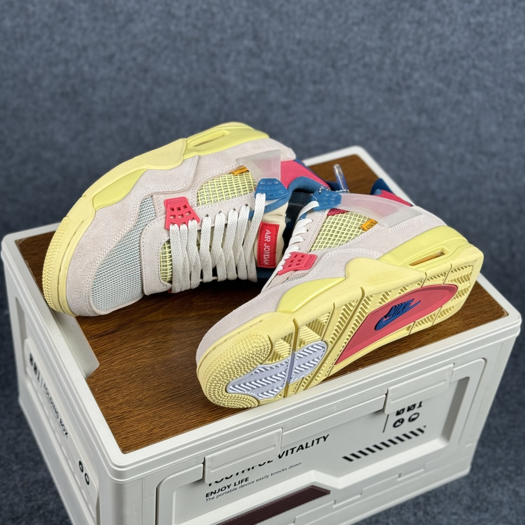 W版 Air Jordan AJ4 ”Metallic Gold” Un联名粉红蓝 乔丹AJ4代中帮复古休闲篮球鞋 DC9533-800