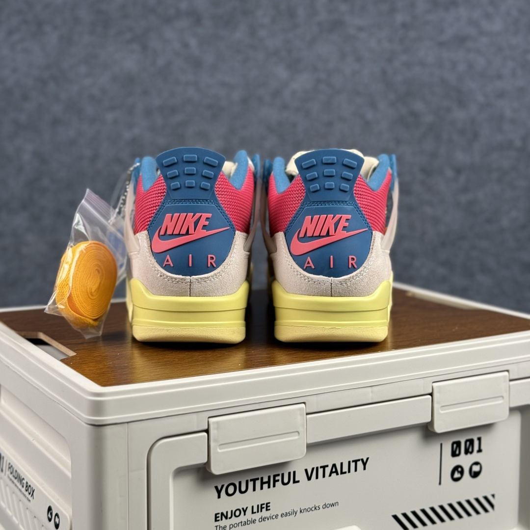 W版 Air Jordan AJ4 ”Metallic Gold” Un联名粉红蓝 乔丹AJ4代中帮复古休闲篮球鞋 DC9533-800