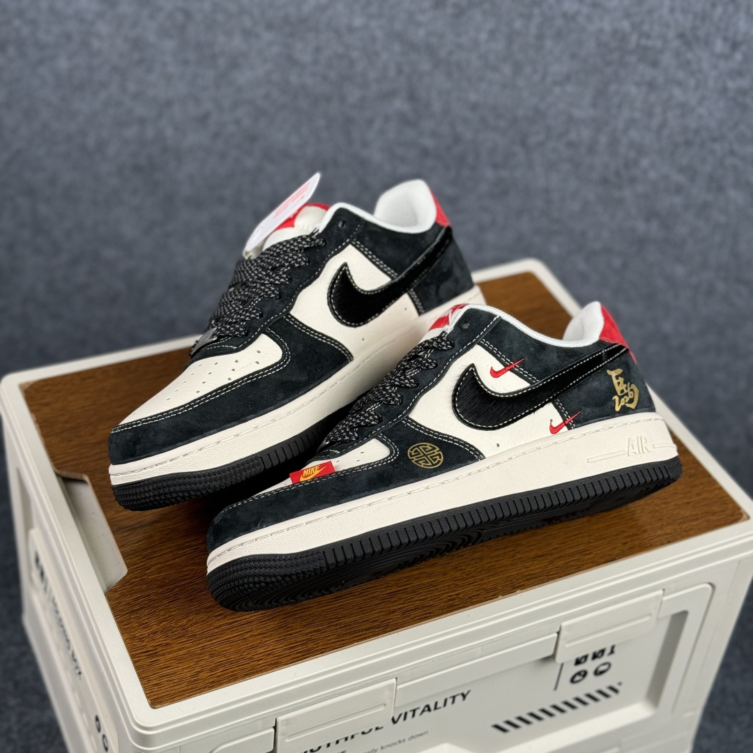 Nike Air Force 1'07 Low 黑白撞色 空军一号低帮休闲板鞋 HT5088-630