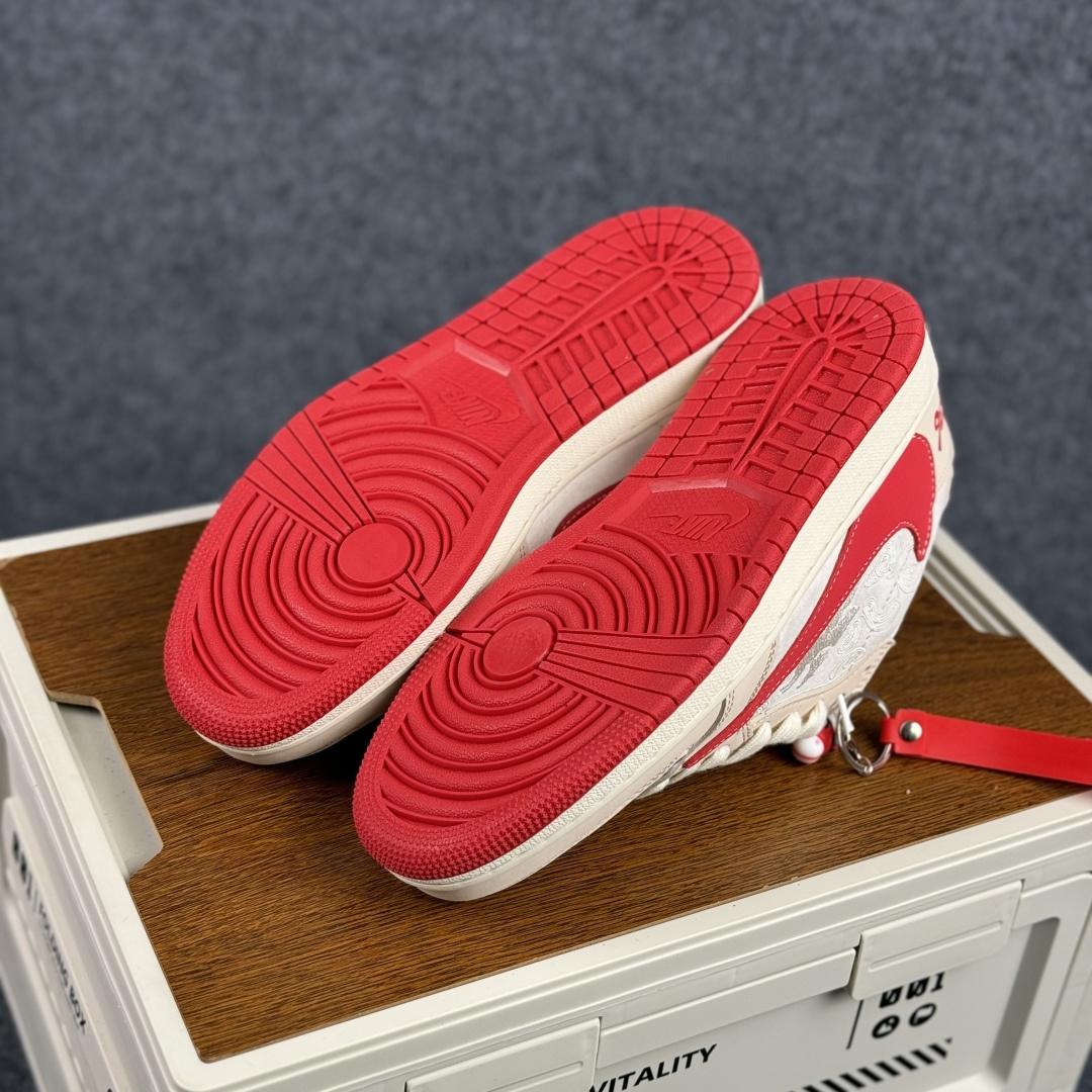 马年限定 Air Jordan Low 粉雾红运 温柔开年 以柔雾粉为底 一抹朱砂红勾点睛 ZH2598-901-Top High Quatity Cheap Sneakers Fashion Clothing Clothes Bags handbags Shoes of all Brand wholesale With The best Quality And Beautiful Price from China Factory Chinese suppliers wholesaler seller 马年限定 Air Jordan Low 粉雾红运 温柔开年 以柔雾粉为底 一抹朱砂红勾点睛 ZH2598-901