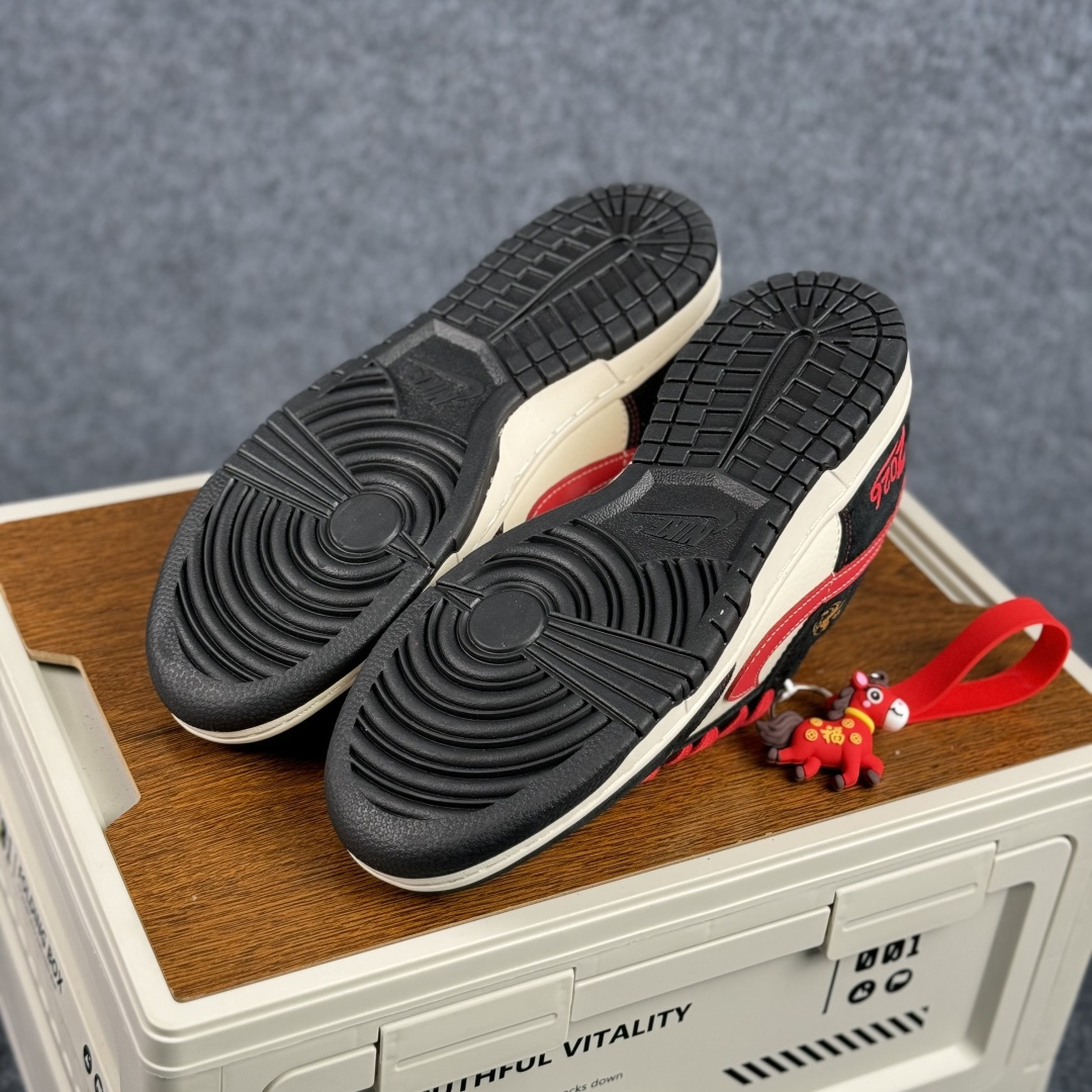 2026马年限定 Nike Dunk Low 龙马精神 踏潮而来 FC1688-243-Top High Quatity Cheap Sneakers Fashion Clothing Clothes Bags handbags Shoes of all Brand wholesale With The best Quality And Beautiful Price from China Factory Chinese suppliers wholesaler seller 2026马年限定 Nike Dunk Low 龙马精神 踏潮而来 FC1688-243