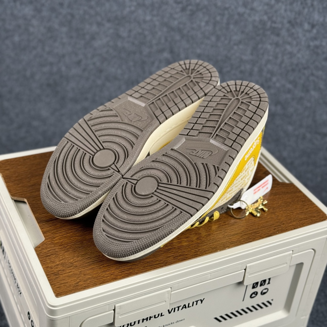 Travis Scott x Fragment Design x Air Jordan 1 Low SP AJ1 乔1马年限定 低帮文化休闲板鞋 xD1979-005-Top High Quatity Cheap Sneakers Fashion Clothing Clothes Bags handbags Shoes of all Brand wholesale With The best Quality And Beautiful Price from China Factory Chinese suppliers wholesaler seller Travis Scott x Fragment Design x Air Jordan 1 Low SP AJ1 乔1马年限定 低帮文化休闲板鞋 xD1979-005