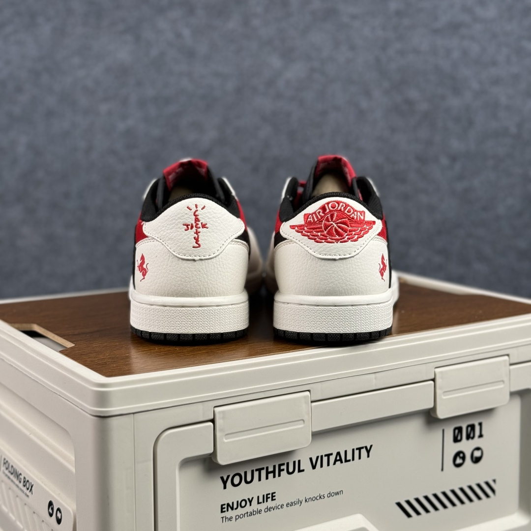 Travis Scott x Fragment Design x Air Jordan 1 Low SP AJ1 乔1马年限定 白红泼墨 低帮文化休闲板鞋 DZ2688-118