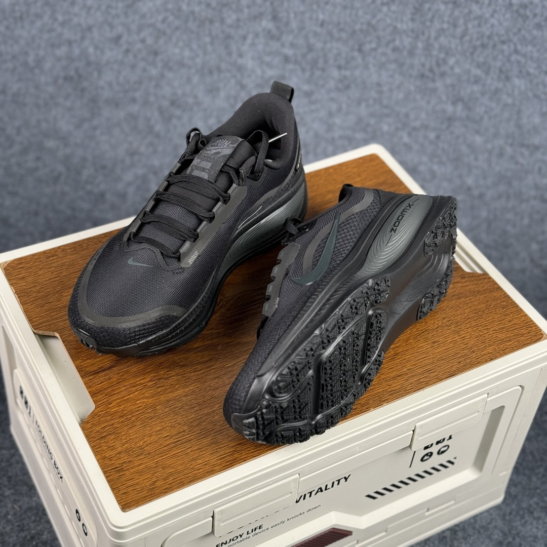 J版 Nike Air Zoom Vomero 18 GTX 登月18 缓震休闲跑鞋 HQ7001-001-Top High Quatity Cheap Sneakers Fashion Clothing Clothes Bags handbags Shoes of all Brand wholesale With The best Quality And Beautiful Price from China Factory Chinese suppliers wholesaler seller J版 Nike Air Zoom Vomero 18 GTX 登月18 缓震休闲跑鞋 HQ7001-001