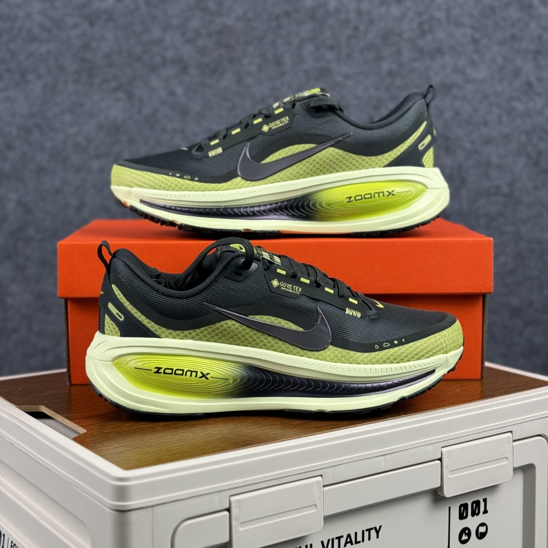 J版 Nike Air Zoom Vomero 18 GTX 登月18 缓震休闲跑鞋 HQ7002-300-Top High Quatity Cheap Sneakers Fashion Clothing Clothes Bags handbags Shoes of all Brand wholesale With The best Quality And Beautiful Price from China Factory Chinese suppliers wholesaler seller J版 Nike Air Zoom Vomero 18 GTX 登月18 缓震休闲跑鞋 HQ7002-300