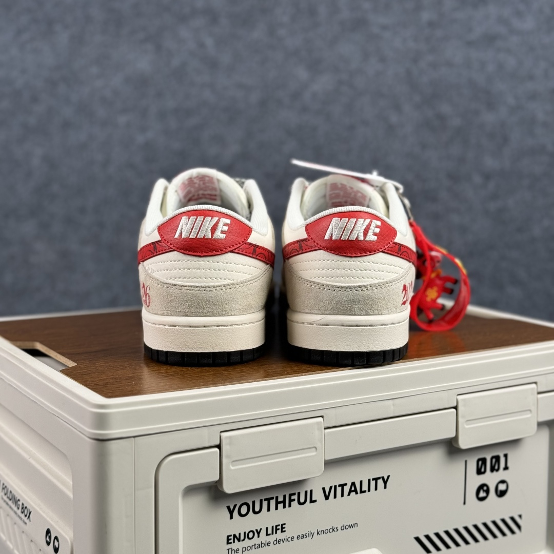 2026马年限定 · Nike Dunk Low 红运登场 ZH2598-806