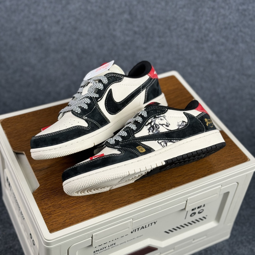 Air Jordan 1 Low AJ1 乔1 马年限定 高端定制 倒钩低帮复古篮球鞋 CX5050-Y69-Top High Quatity Cheap Sneakers Fashion Clothing Clothes Bags handbags Shoes of all Brand wholesale With The best Quality And Beautiful Price from China Factory Chinese suppliers wholesaler seller Air Jordan 1 Low AJ1 乔1 马年限定 高端定制 倒钩低帮复古篮球鞋 CX5050-Y69
