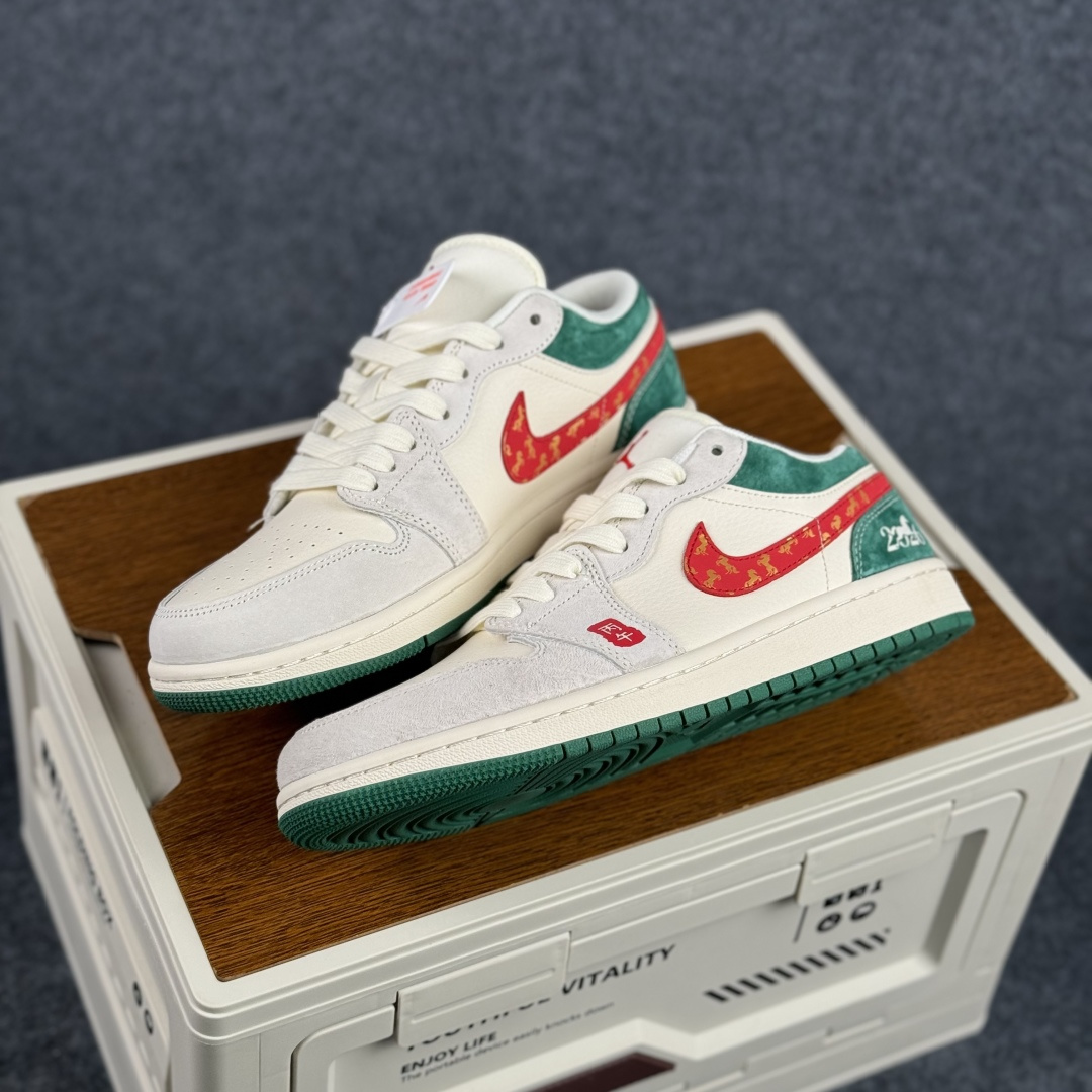 Air Jordan 1 Low AJ1 乔1 马年限定2026高端定制 低帮复古篮球鞋 LX1988-823-Top High Quatity Cheap Sneakers Fashion Clothing Clothes Bags handbags Shoes of all Brand wholesale With The best Quality And Beautiful Price from China Factory Chinese suppliers wholesaler seller Air Jordan 1 Low AJ1 乔1 马年限定2026高端定制 低帮复古篮球鞋 LX1988-823
