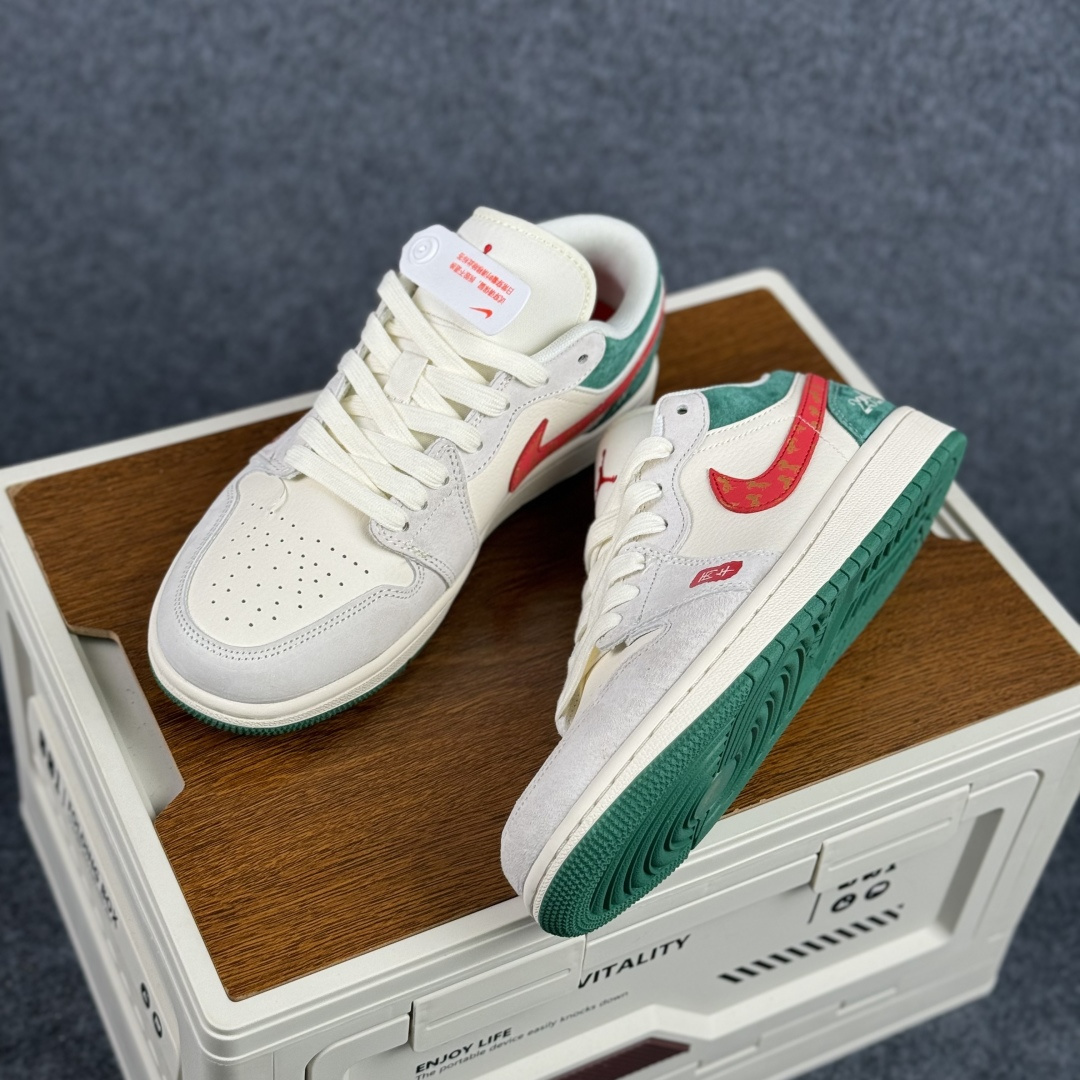 Air Jordan 1 Low AJ1 乔1 马年限定2026高端定制 低帮复古篮球鞋 LX1988-823-Top High Quatity Cheap Sneakers Fashion Clothing Clothes Bags handbags Shoes of all Brand wholesale With The best Quality And Beautiful Price from China Factory Chinese suppliers wholesaler seller Air Jordan 1 Low AJ1 乔1 马年限定2026高端定制 低帮复古篮球鞋 LX1988-823