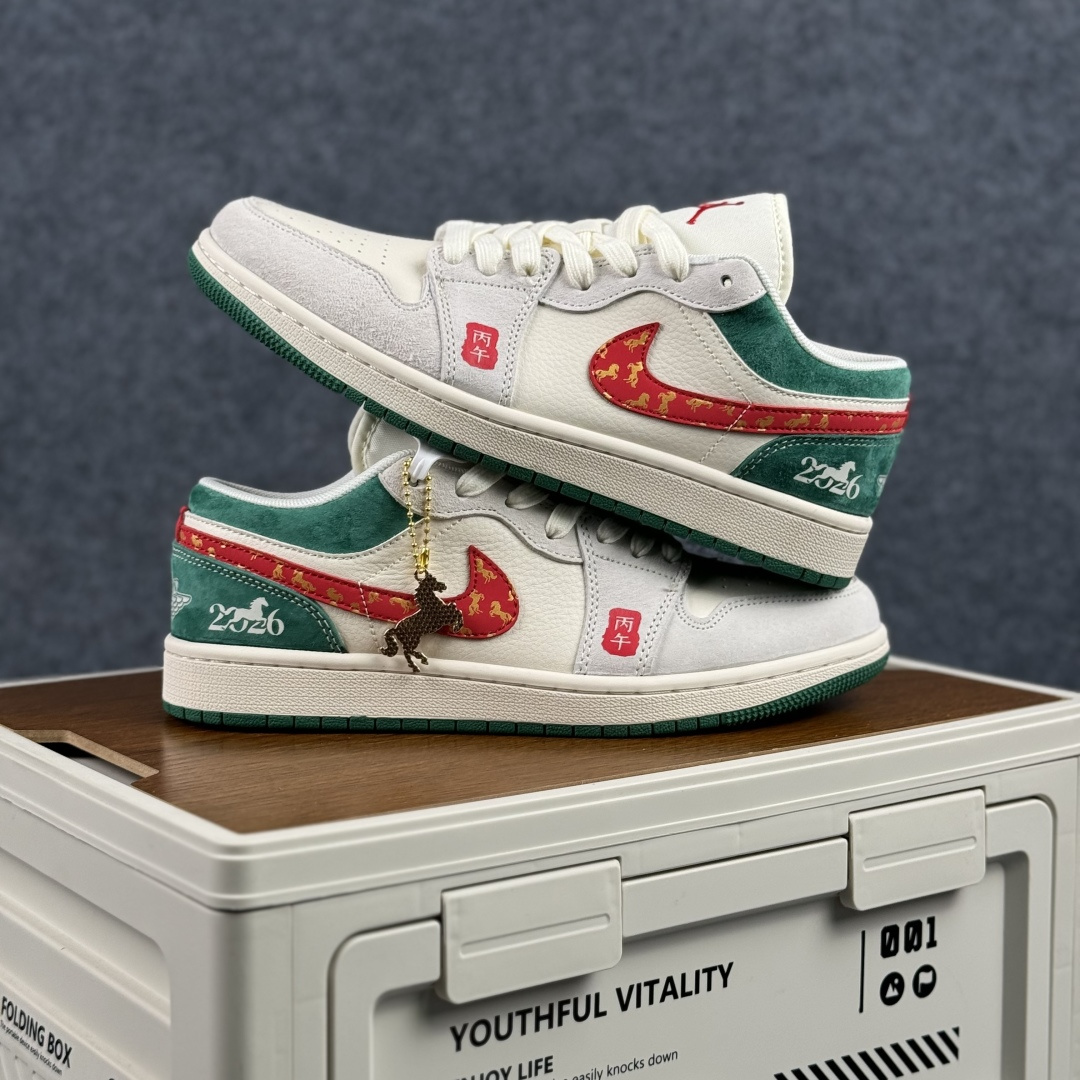 Air Jordan 1 Low AJ1 乔1 马年限定2026高端定制 低帮复古篮球鞋 LX1988-823-Top High Quatity Cheap Sneakers Fashion Clothing Clothes Bags handbags Shoes of all Brand wholesale With The best Quality And Beautiful Price from China Factory Chinese suppliers wholesaler seller Air Jordan 1 Low AJ1 乔1 马年限定2026高端定制 低帮复古篮球鞋 LX1988-823