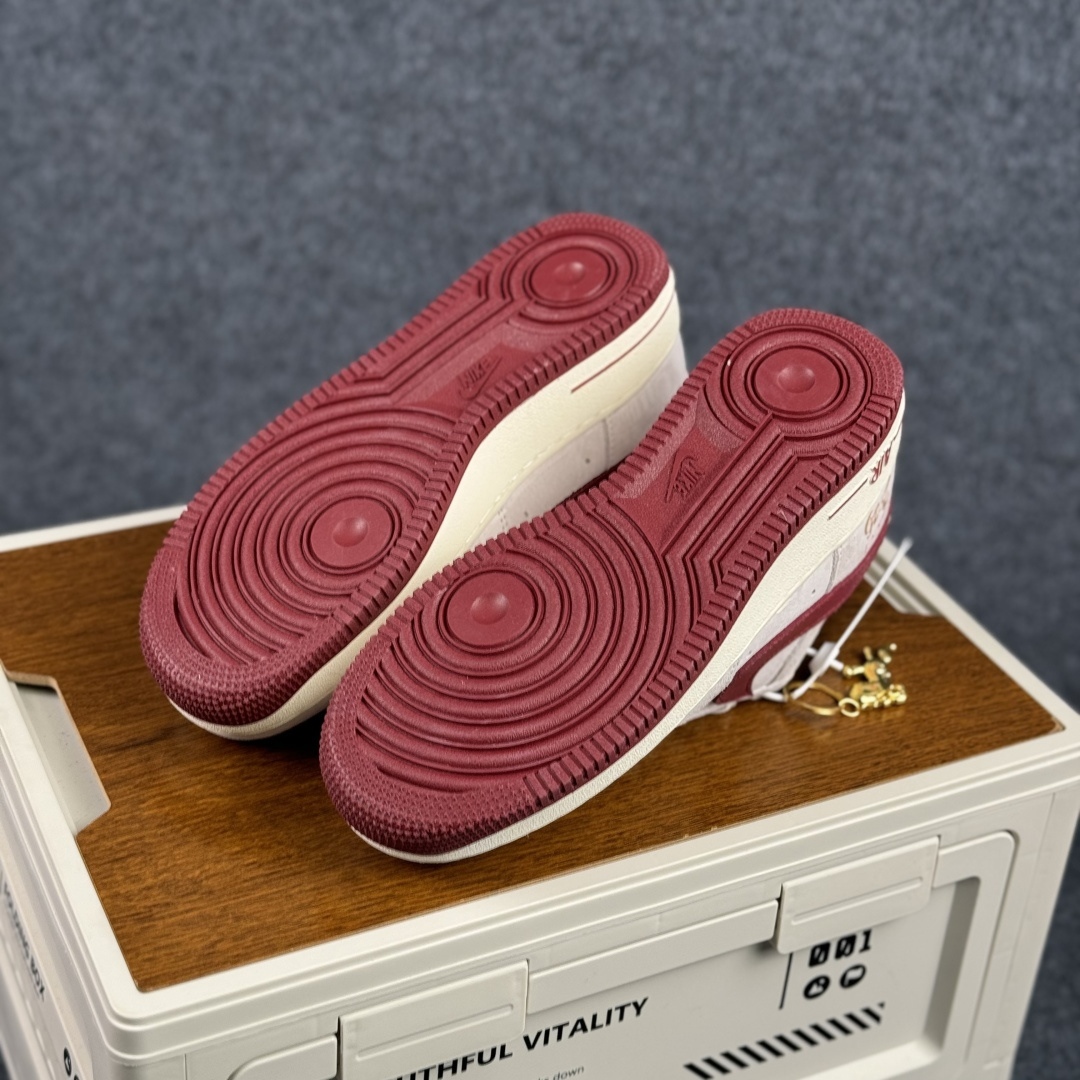 Nike Air Force 1'07 Low 米灰麂皮 空军一号低帮休闲板鞋 DD1982-342-Top High Quatity Cheap Sneakers Fashion Clothing Clothes Bags handbags Shoes of all Brand wholesale With The best Quality And Beautiful Price from China Factory Chinese suppliers wholesaler seller Nike Air Force 1'07 Low 米灰麂皮 空军一号低帮休闲板鞋 DD1982-342