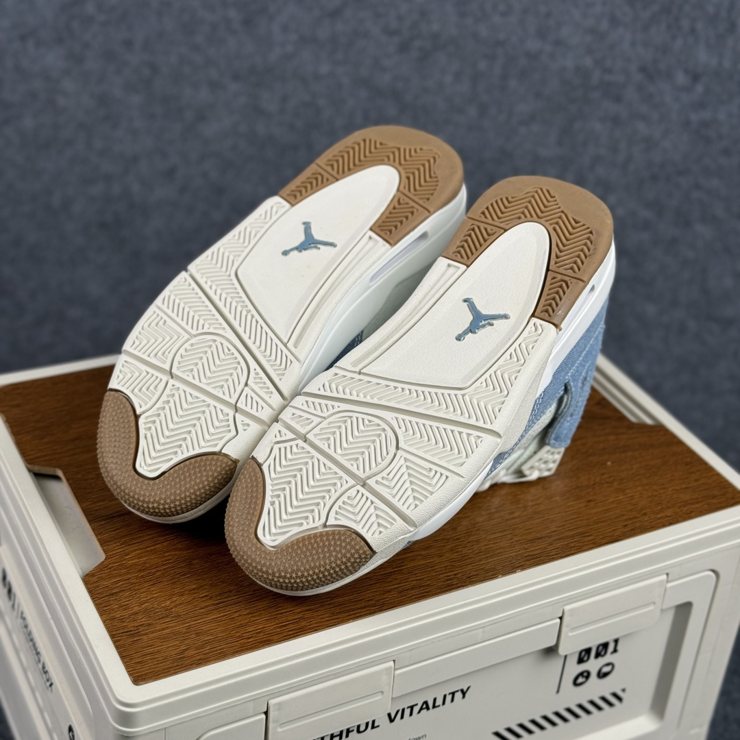 W版 Air Jordan AJ4 ”Metallic Gold” 水洗牛仔布 乔丹AJ4代中帮复古休闲篮球鞋 IB6716-100-Top High Quatity Cheap Sneakers Fashion Clothing Clothes Bags handbags Shoes of all Brand wholesale With The best Quality And Beautiful Price from China Factory Chinese suppliers wholesaler seller W版 Air Jordan AJ4 ”Metallic Gold” 水洗牛仔布 乔丹AJ4代中帮复古休闲篮球鞋 IB6716-100