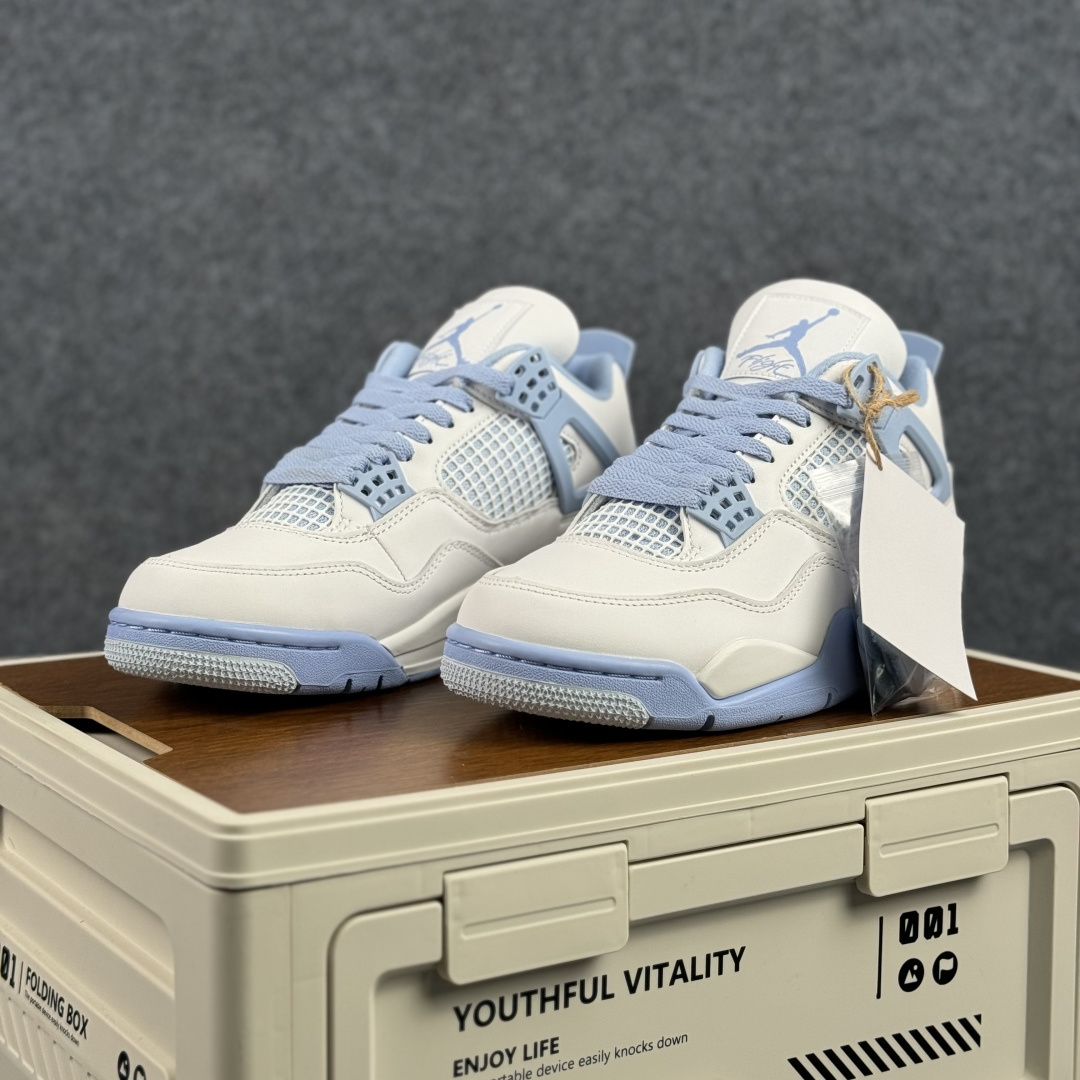 W版 Air Jordan AJ4 ”Metallic Gold” 白蓝 乔丹AJ4代中帮复古休闲篮球鞋 HV0823-100-Top High Quatity Cheap Sneakers Fashion Clothing Clothes Bags handbags Shoes of all Brand wholesale With The best Quality And Beautiful Price from China Factory Chinese suppliers wholesaler seller W版 Air Jordan AJ4 ”Metallic Gold” 白蓝 乔丹AJ4代中帮复古休闲篮球鞋 HV0823-100