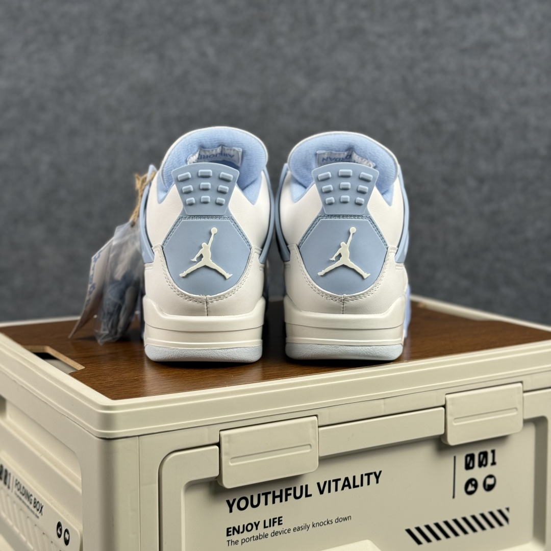 W版 Air Jordan AJ4 ”Metallic Gold” 白蓝 乔丹AJ4代中帮复古休闲篮球鞋 HV0823-100-Top High Quatity Cheap Sneakers Fashion Clothing Clothes Bags handbags Shoes of all Brand wholesale With The best Quality And Beautiful Price from China Factory Chinese suppliers wholesaler seller W版 Air Jordan AJ4 ”Metallic Gold” 白蓝 乔丹AJ4代中帮复古休闲篮球鞋 HV0823-100