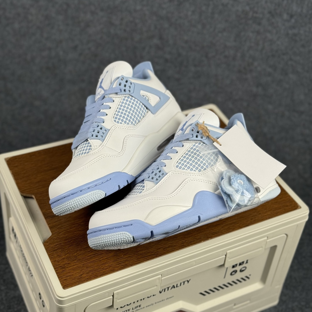 W版 Air Jordan AJ4 ”Metallic Gold” 白蓝 乔丹AJ4代中帮复古休闲篮球鞋 HV0823-100-Top High Quatity Cheap Sneakers Fashion Clothing Clothes Bags handbags Shoes of all Brand wholesale With The best Quality And Beautiful Price from China Factory Chinese suppliers wholesaler seller W版 Air Jordan AJ4 ”Metallic Gold” 白蓝 乔丹AJ4代中帮复古休闲篮球鞋 HV0823-100