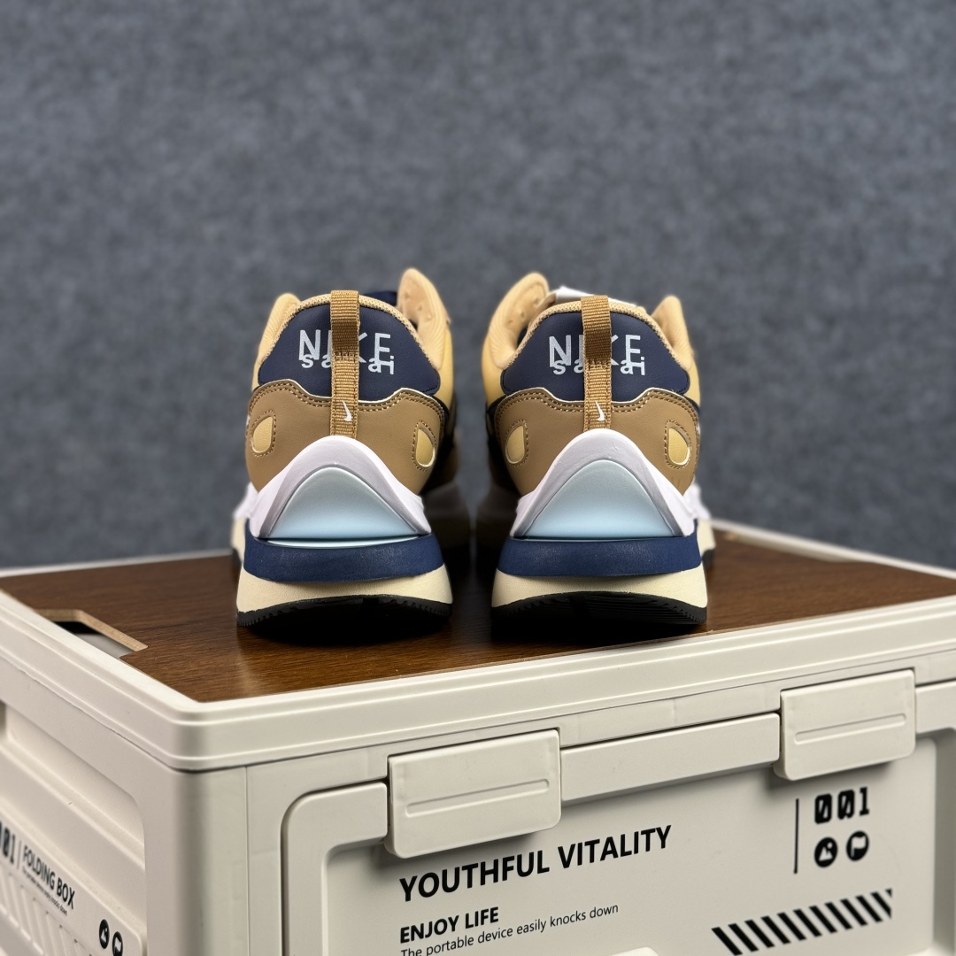 新S版Sacai x Nike VaporWaffle 圆头舒适 低帮 生活休闲鞋 DD1875-200-Top High Quatity Cheap Sneakers Fashion Clothing Clothes Bags handbags Shoes of all Brand wholesale With The best Quality And Beautiful Price from China Factory Chinese suppliers wholesaler seller 新S版Sacai x Nike VaporWaffle 圆头舒适 低帮 生活休闲鞋 DD1875-200