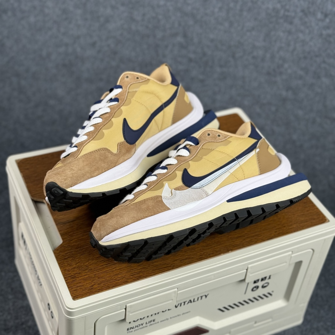 新S版Sacai x Nike VaporWaffle 圆头舒适 低帮 生活休闲鞋 DD1875-200-Top High Quatity Cheap Sneakers Fashion Clothing Clothes Bags handbags Shoes of all Brand wholesale With The best Quality And Beautiful Price from China Factory Chinese suppliers wholesaler seller 新S版Sacai x Nike VaporWaffle 圆头舒适 低帮 生活休闲鞋 DD1875-200