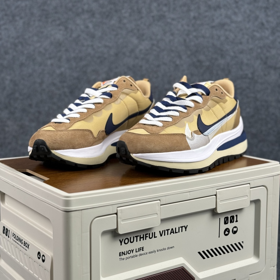 新S版Sacai x Nike VaporWaffle 圆头舒适 低帮 生活休闲鞋 DD1875-200-Top High Quatity Cheap Sneakers Fashion Clothing Clothes Bags handbags Shoes of all Brand wholesale With The best Quality And Beautiful Price from China Factory Chinese suppliers wholesaler seller 新S版Sacai x Nike VaporWaffle 圆头舒适 低帮 生活休闲鞋 DD1875-200