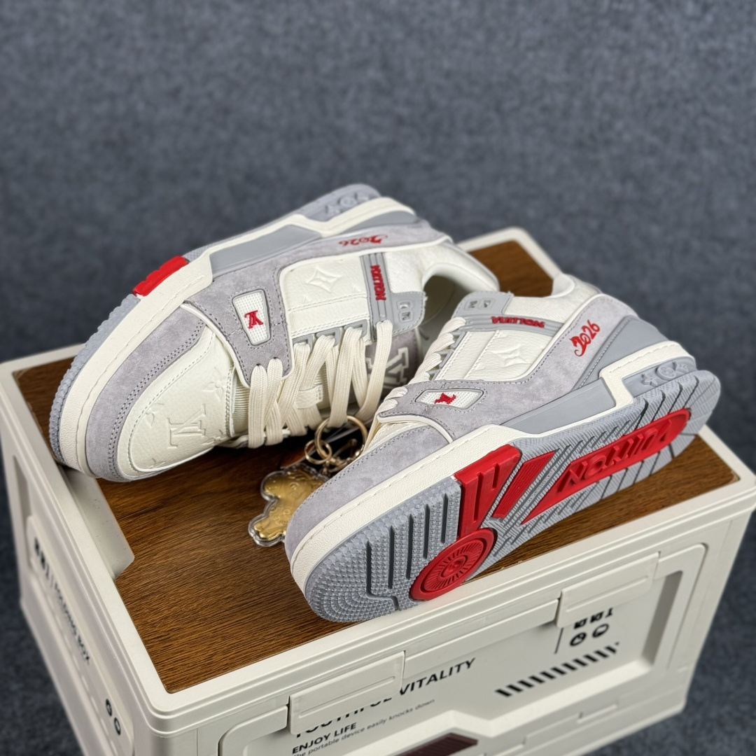 LOUIS VUITTON Trainer Maxi 路易威登 LV厚底板鞋 马年限定印花系列-Top High Quatity Cheap Sneakers Fashion Clothing Clothes Bags handbags Shoes of all Brand wholesale With The best Quality And Beautiful Price from China Factory Chinese suppliers wholesaler seller LOUIS VUITTON Trainer Maxi 路易威登 LV厚底板鞋 马年限定印花系列