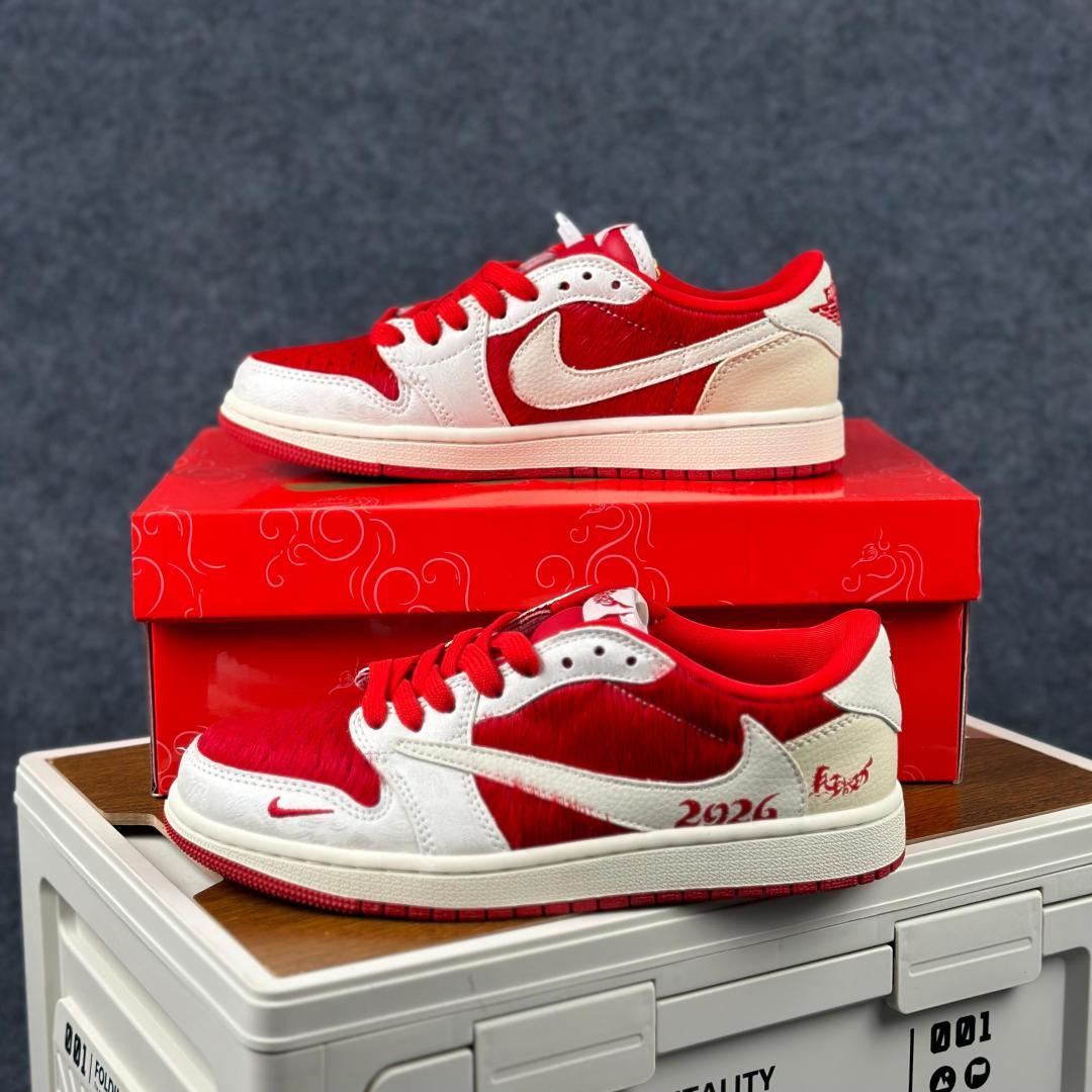 Travis Scott x Fragment Design x Air Jordan 1 Low SP AJ1 乔1马年限定联名 白红马毛 低帮文化休闲板鞋 XS2025-090-Top High Quatity Cheap Sneakers Fashion Clothing Clothes Bags handbags Shoes of all Brand wholesale With The best Quality And Beautiful Price from China Factory Chinese suppliers wholesaler seller Travis Scott x Fragment Design x Air Jordan 1 Low SP AJ1 乔1马年限定联名 白红马毛 低帮文化休闲板鞋 XS2025-090