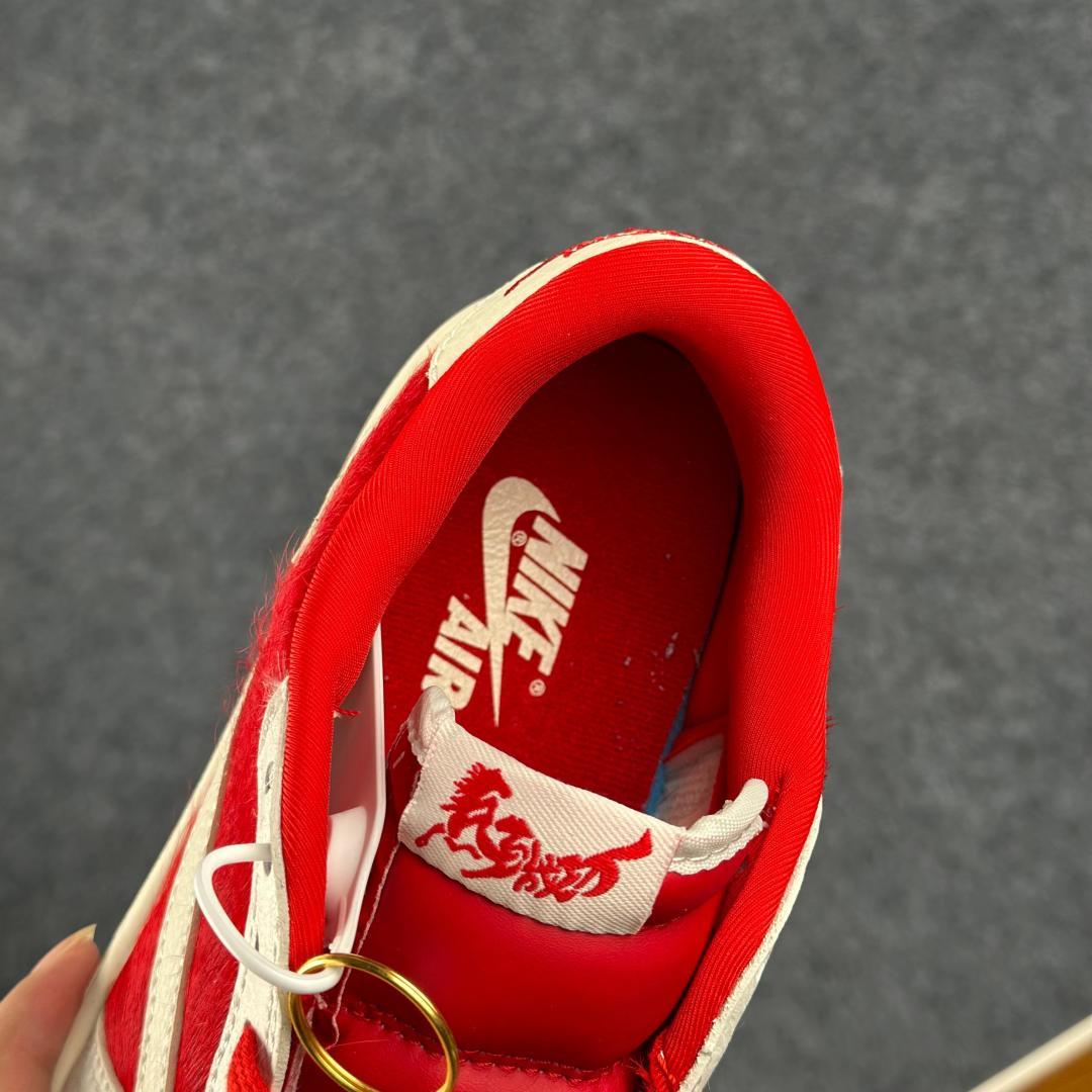 Travis Scott x Fragment Design x Air Jordan 1 Low SP AJ1 乔1马年限定联名 白红马毛 低帮文化休闲板鞋 XS2025-090-Top High Quatity Cheap Sneakers Fashion Clothing Clothes Bags handbags Shoes of all Brand wholesale With The best Quality And Beautiful Price from China Factory Chinese suppliers wholesaler seller Travis Scott x Fragment Design x Air Jordan 1 Low SP AJ1 乔1马年限定联名 白红马毛 低帮文化休闲板鞋 XS2025-090