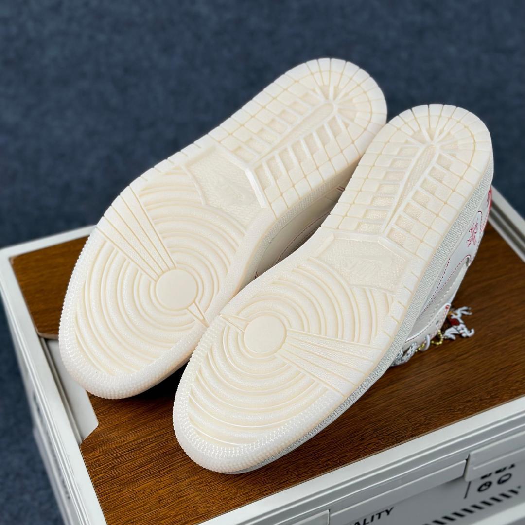280 Air Jordan 1 Low 2026 丙午马年限定款 LX1988-808 采用米白-Chinese UA Cheap High Quatity Brand Clothes Bags handbags Sneakers wholesale wholesaler seller from China Factory suppliers Fashion Clothing Shoes best Quality Beautiful Price 280 Air Jordan 1 Low 2026 丙午马年限定款 LX1988-808 采用米白