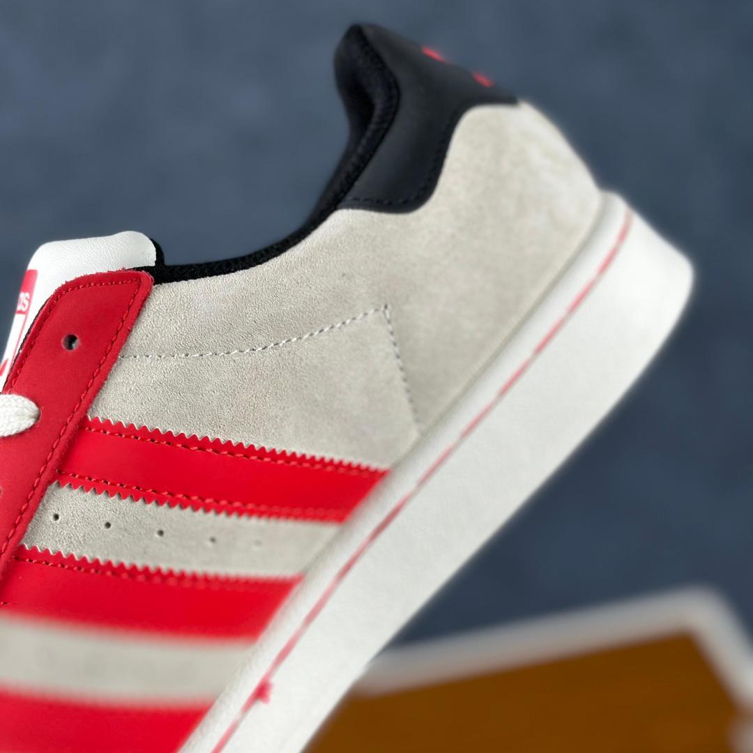 240 adidas Super2026 丙午马年限定款 码 SD6831 采用浅灰麂皮 红色皮革-Chinese UA Cheap High Quatity Brand Clothes Bags handbags Sneakers wholesale wholesaler seller from China Factory suppliers Fashion Clothing Shoes best Quality Beautiful Price 240 adidas Super2026 丙午马年限定款 码 SD6831 采用浅灰麂皮 红色皮革