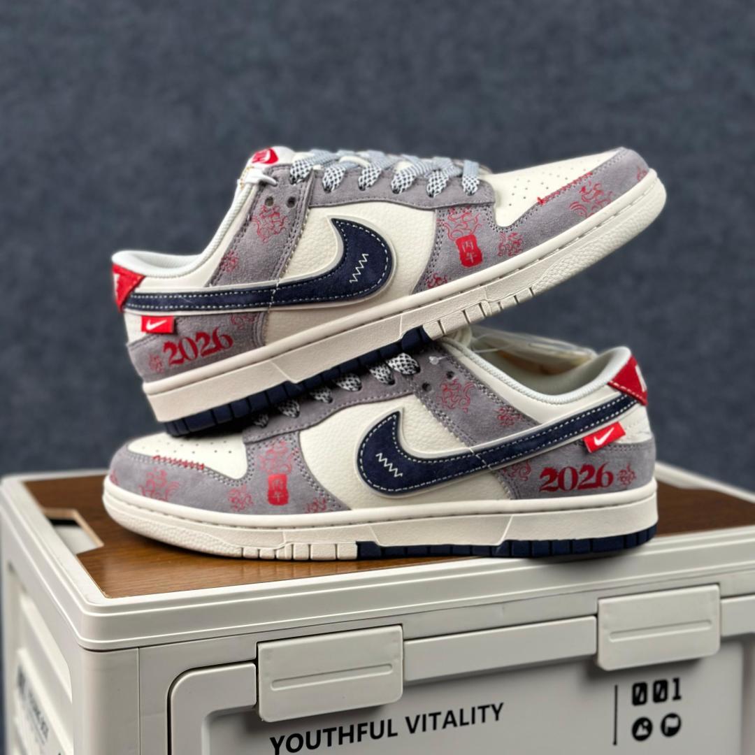 Nike Dunk Low 2026 丙午马年限定款 YX5066-402-Top High Quatity Cheap Sneakers Fashion Clothing Clothes Bags handbags Shoes of all Brand wholesale With The best Quality And Beautiful Price from China Factory Chinese suppliers wholesaler seller Nike Dunk Low 2026 丙午马年限定款 YX5066-402