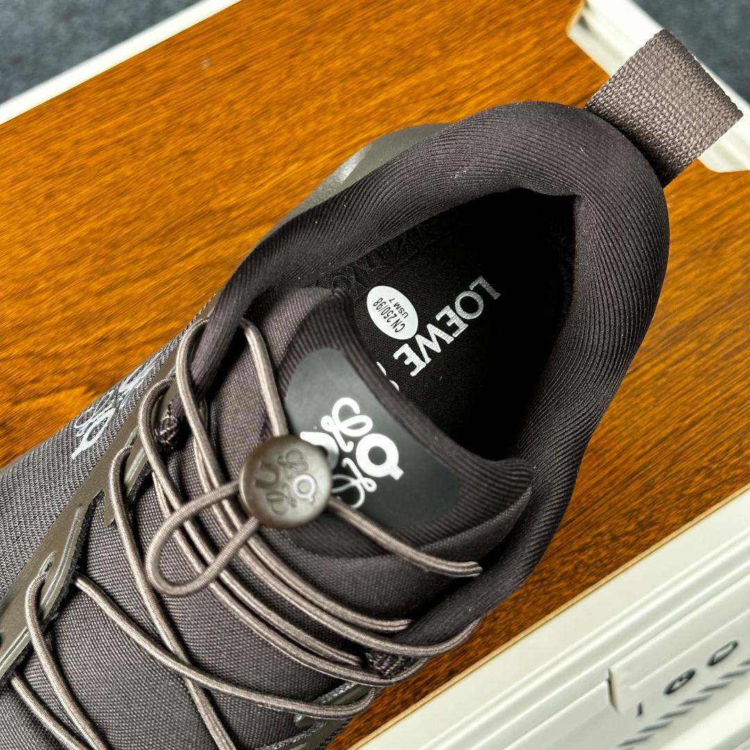 LOEWE罗意威 x ON昂跑 联名款 Cloudsolo系列 棕黑 36-46 3MF3066-Top High Quatity Cheap Sneakers Fashion Clothing Clothes Bags handbags Shoes of all Brand wholesale With The best Quality And Beautiful Price from China Factory Chinese suppliers wholesaler seller LOEWE罗意威 x ON昂跑 联名款 Cloudsolo系列 棕黑 36-46 3MF3066
